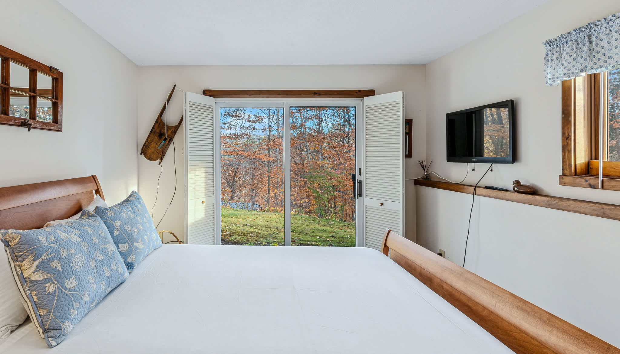 Cozy Quechee Retreat/Walk to Village | Mill Run 4A