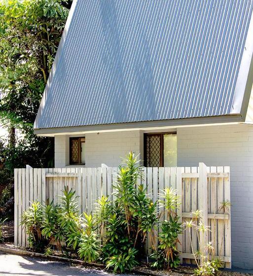 Bayshore Bungalow 9 – Oceanstays