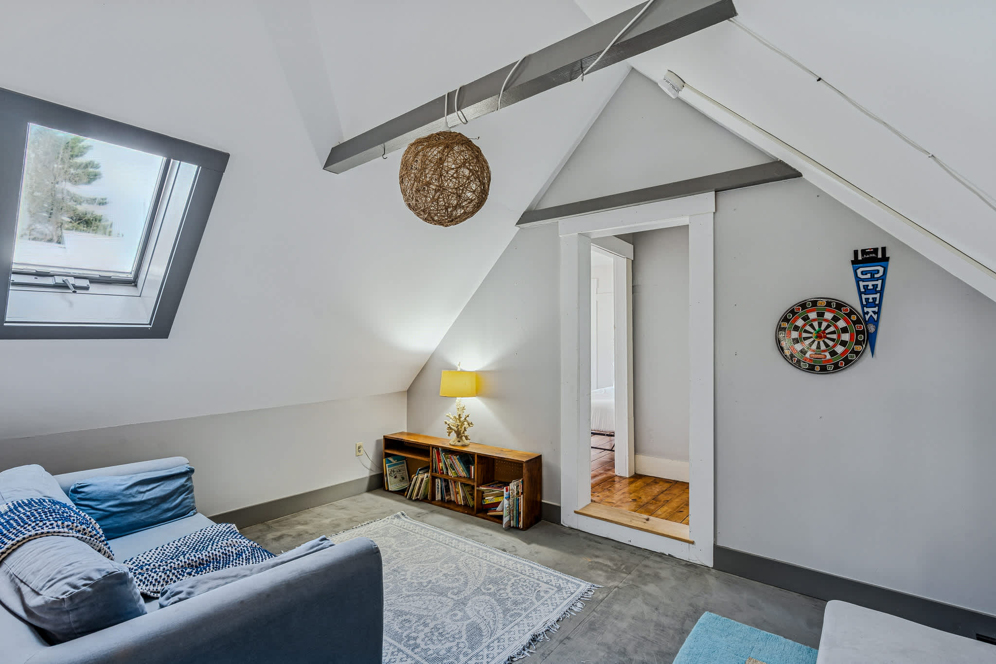 Historic Charm, Walk to Village | Mill House