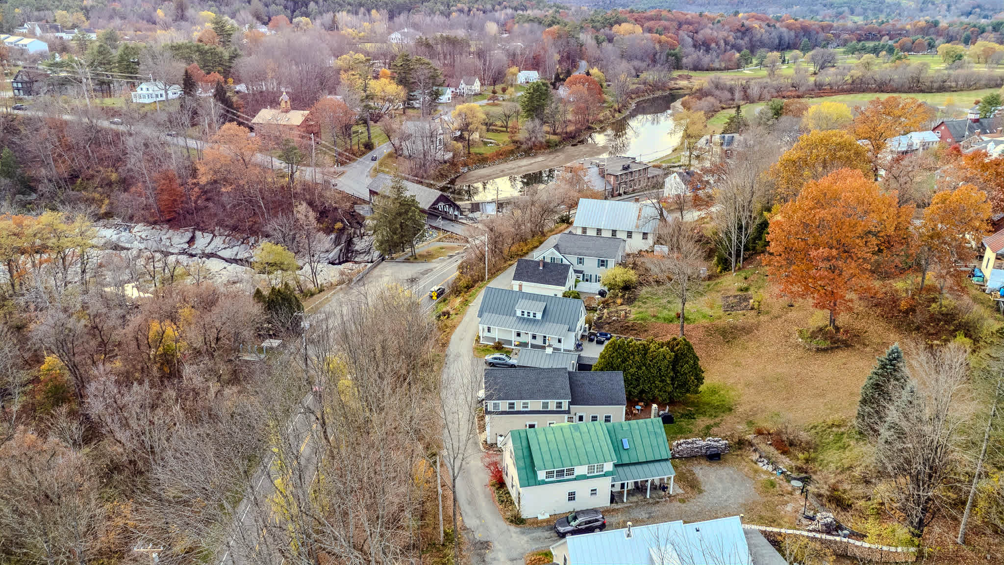 Historic Charm, Walk to Village | Mill House