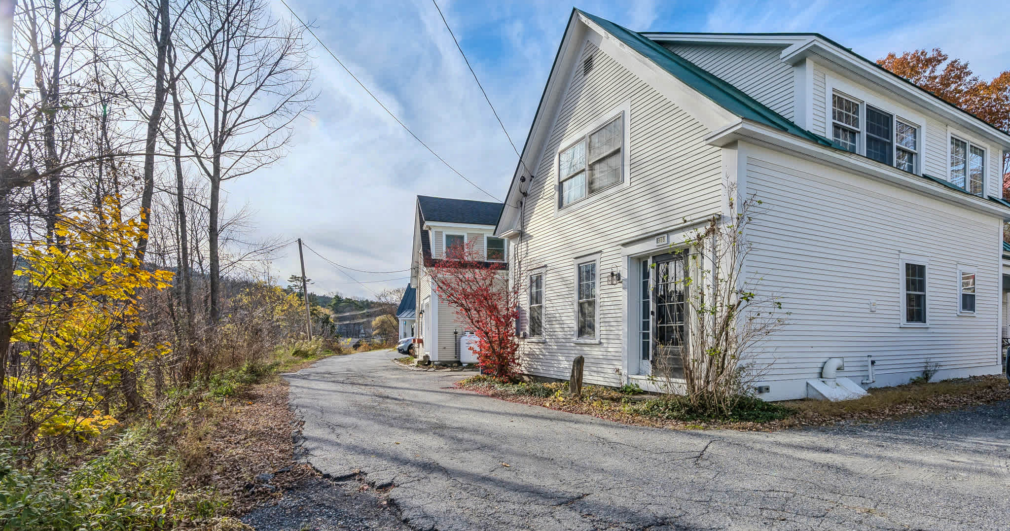 Historic Charm, Walk to Village | Mill House