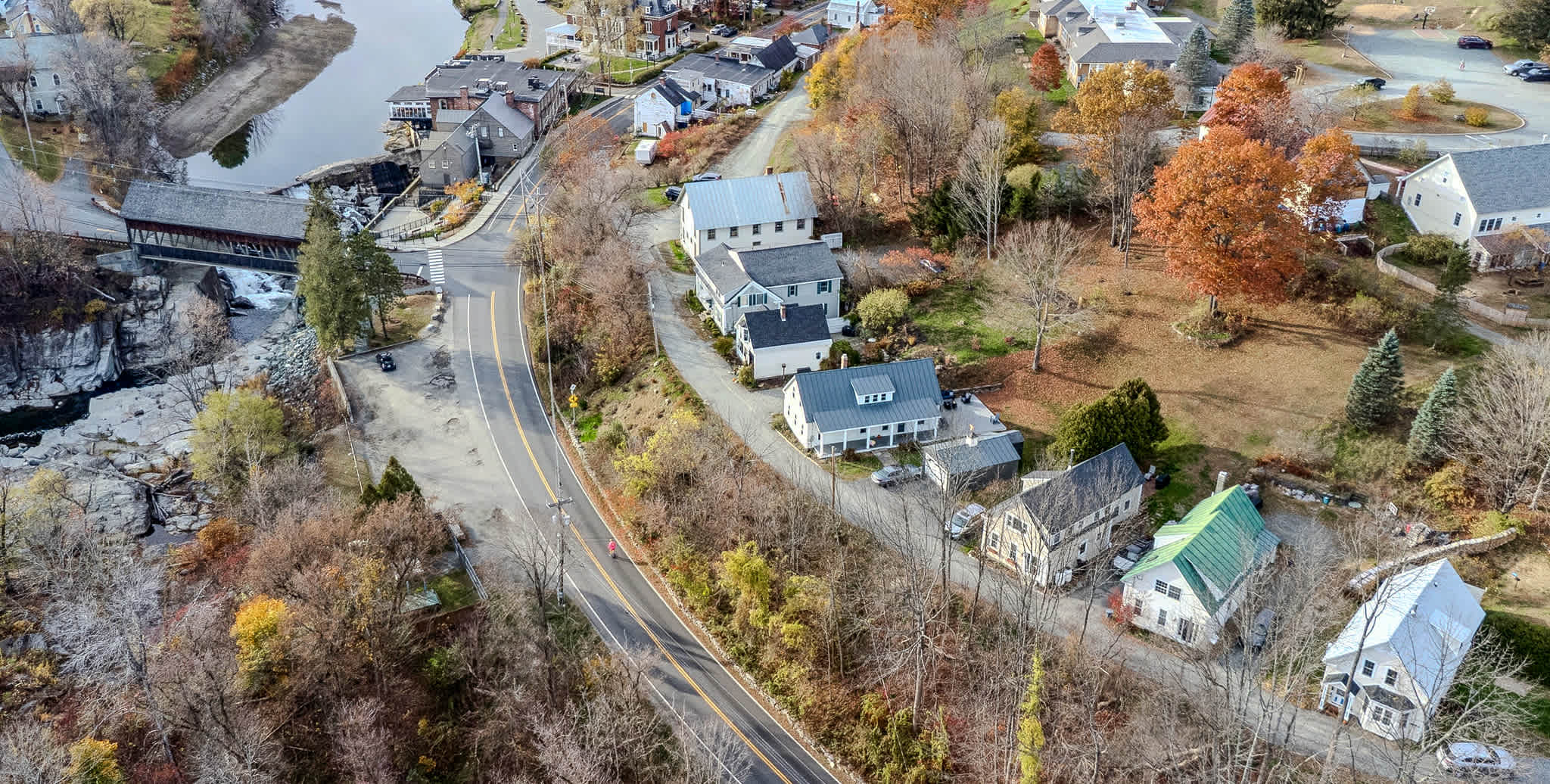 Historic Charm, Walk to Village | Mill House