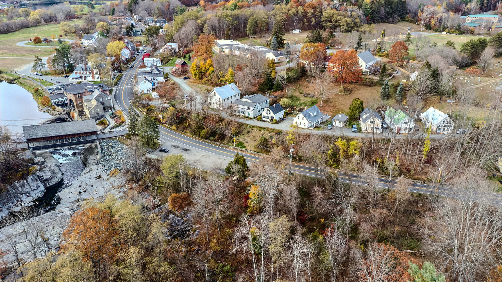 Historic Charm, Walk to Village | Mill House