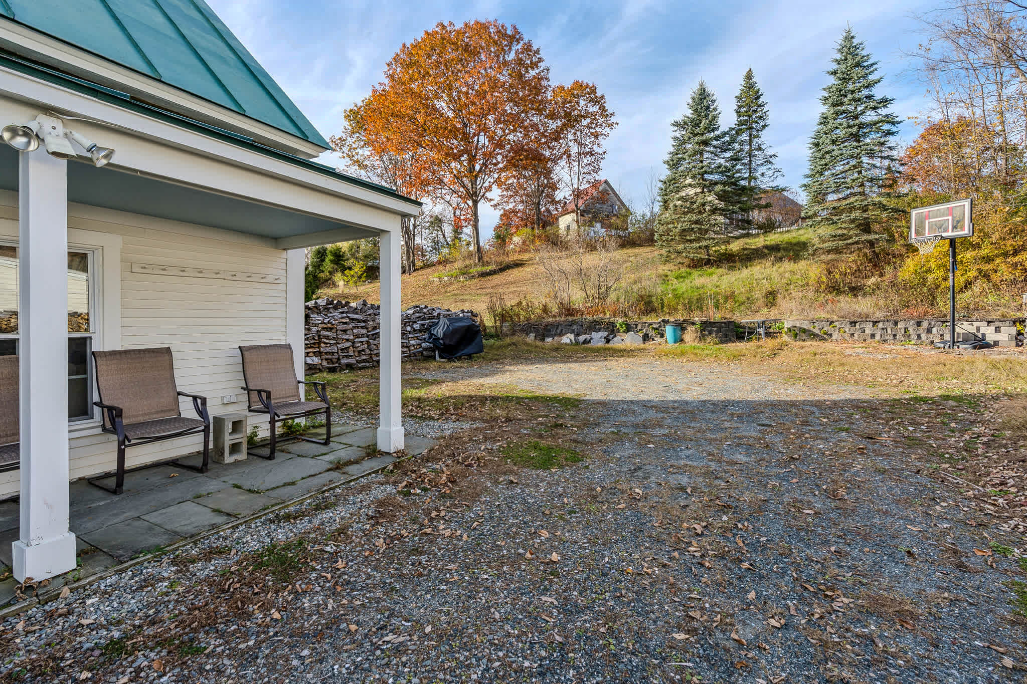 Historic Charm, Walk to Village | Mill House