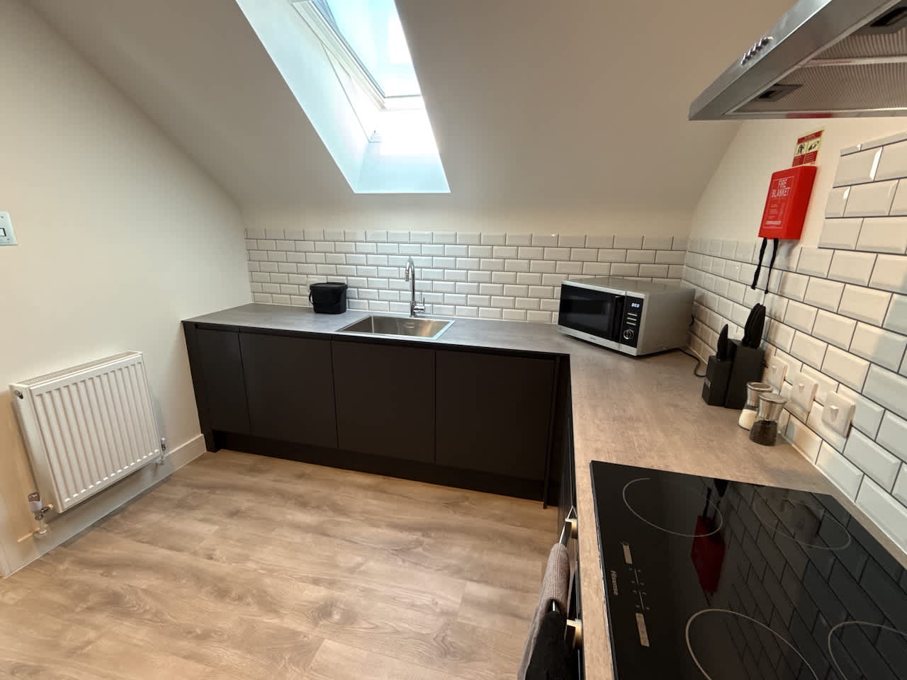 Penthouse 2 bed, 1 bathroom property in centre in Queen Street 20 OX14 3LN - Property image 5 - VivreStays