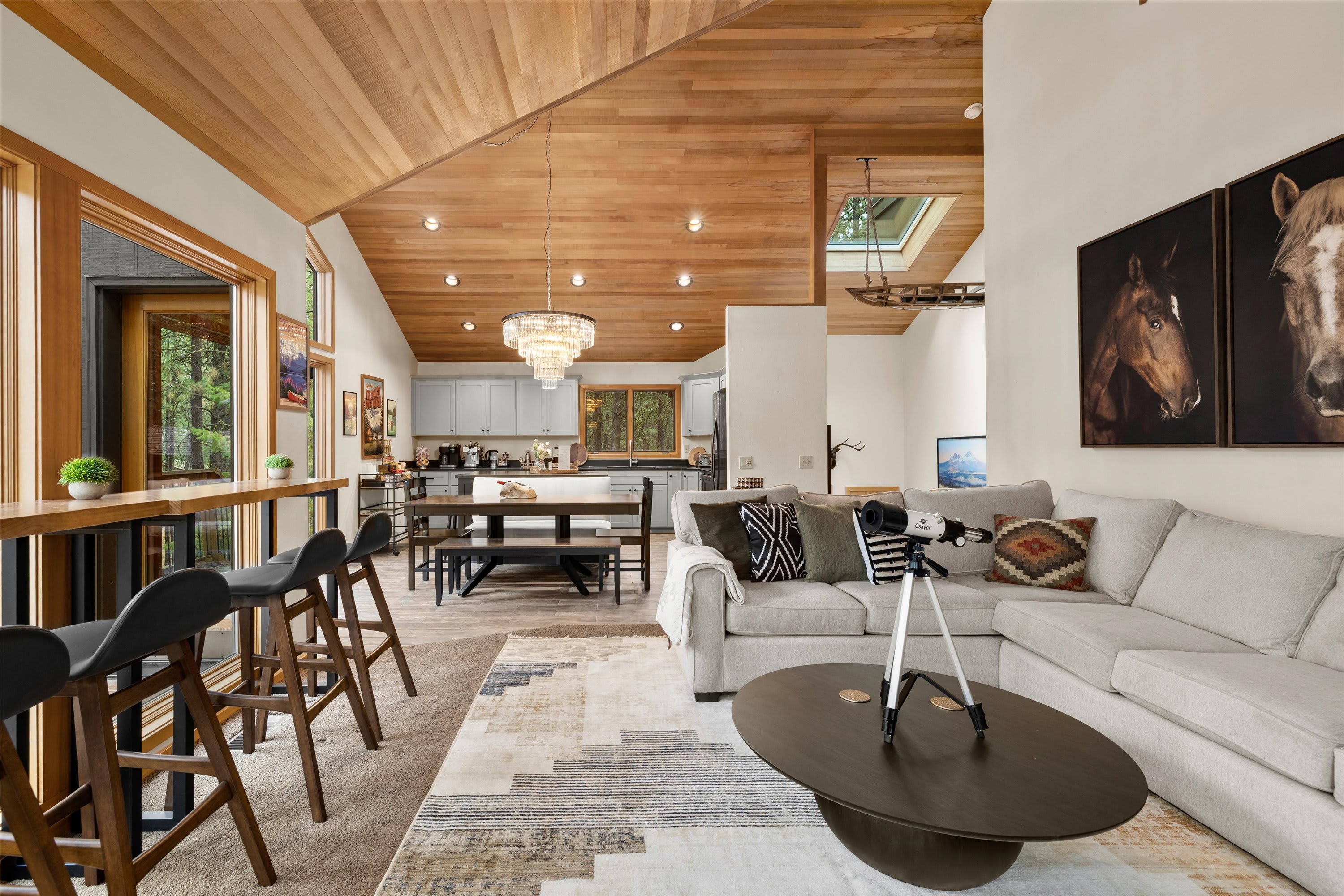 NEW/Black Butte Ranch/Sauna/Hot Tub/Kids Playroom — Sisters, OR — vacation rental