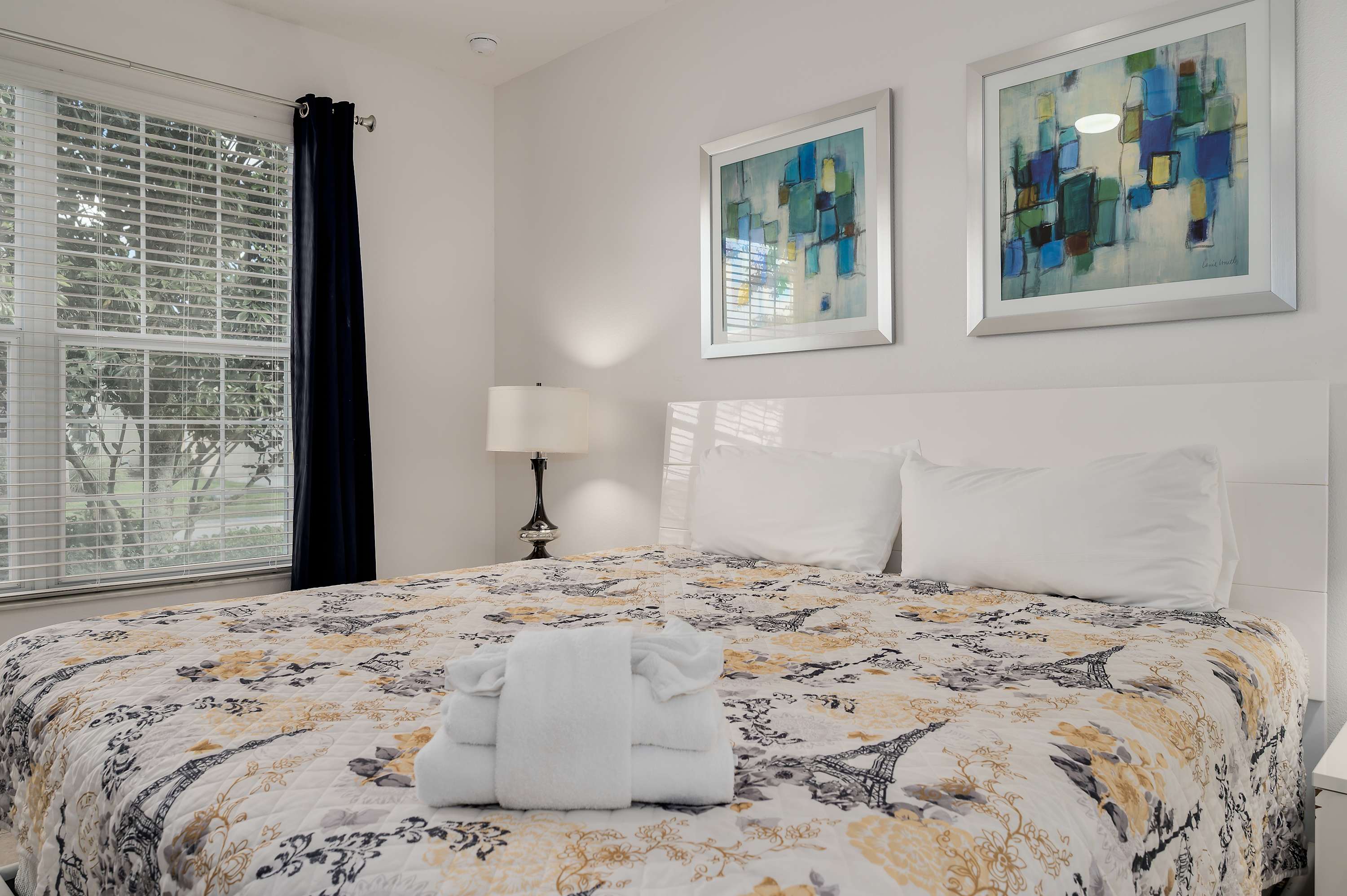 Spacious family home w/ heated pool and game room