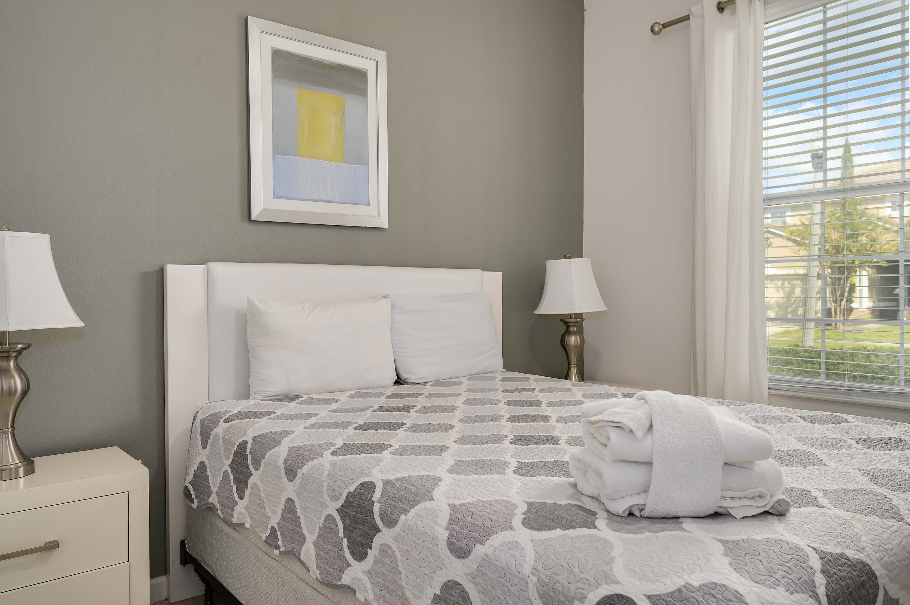 Spacious family home w/ heated pool and game room