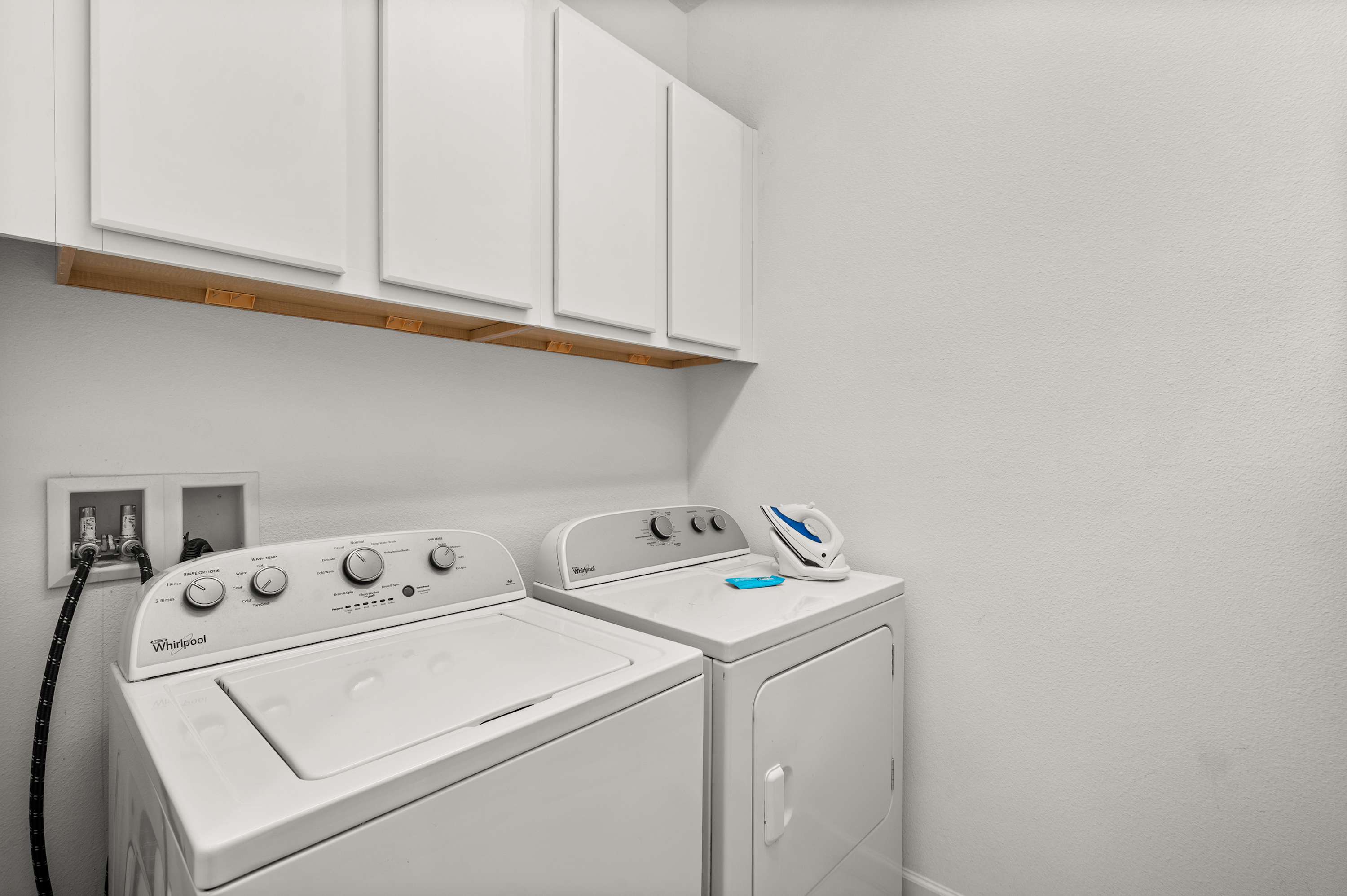 Spacious family home w/ heated pool and game room