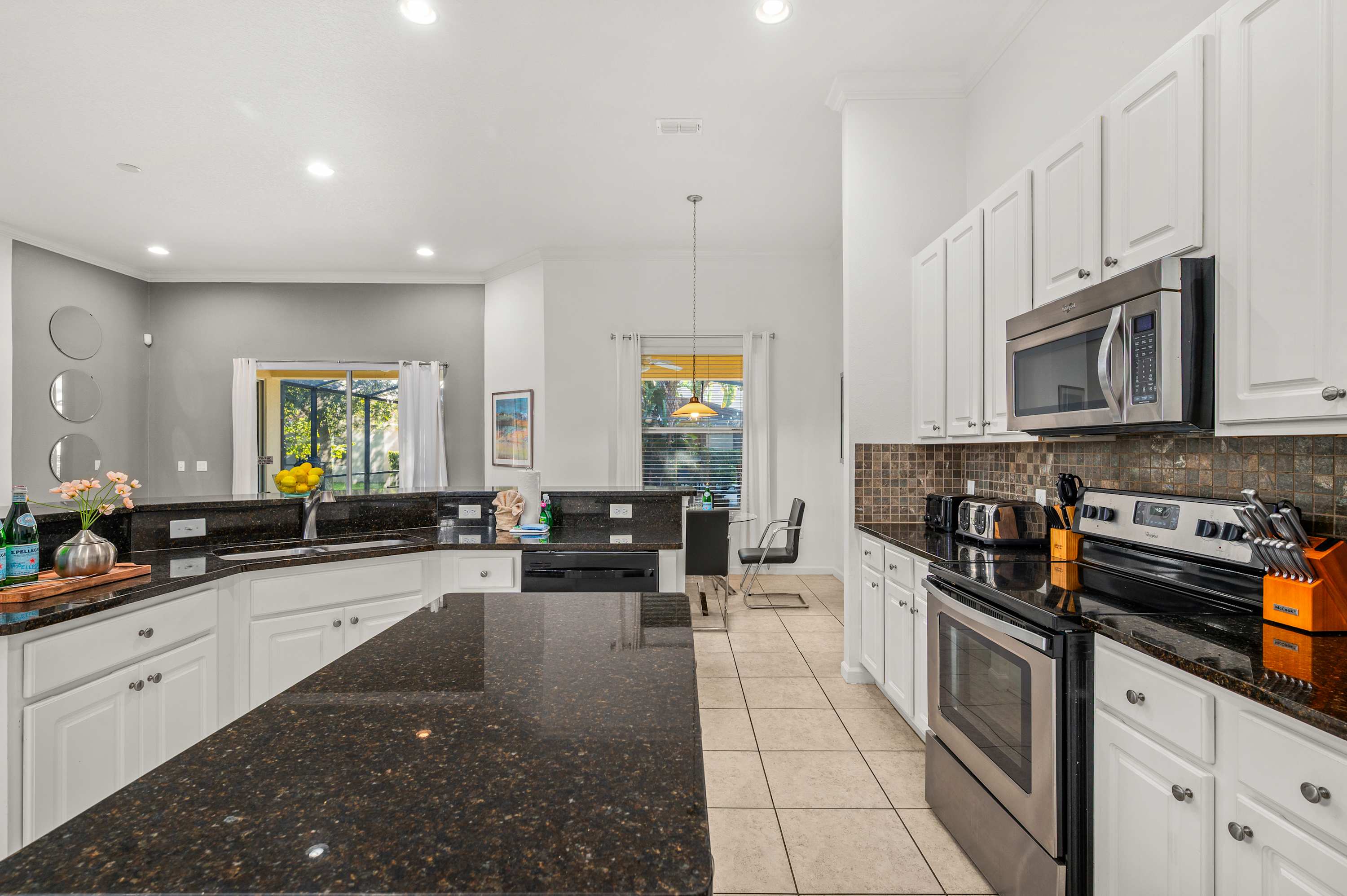 Spacious family home w/ heated pool and game room