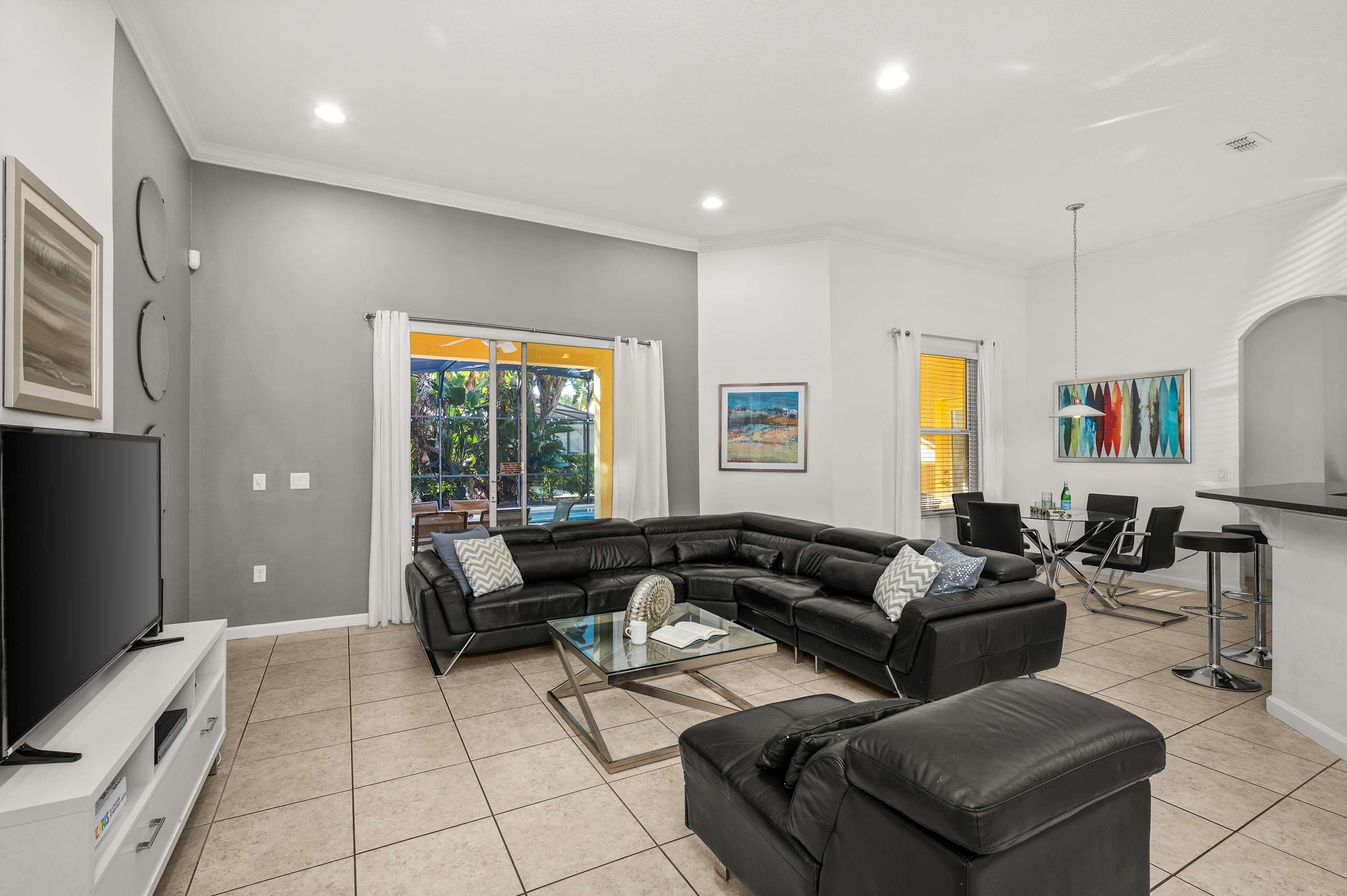 Spacious family home w/ heated pool and game room