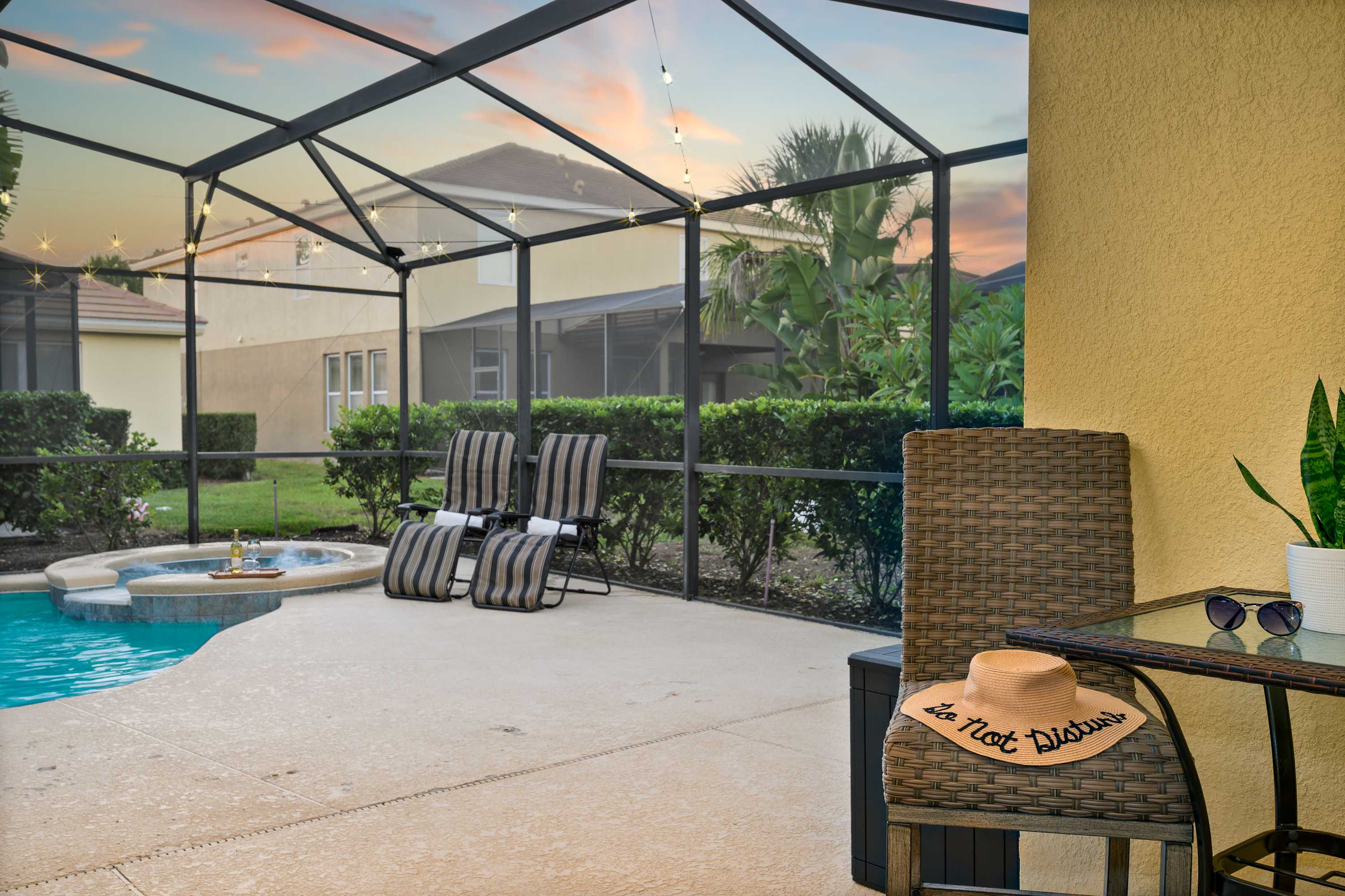 Spacious family home w/ heated pool and game room