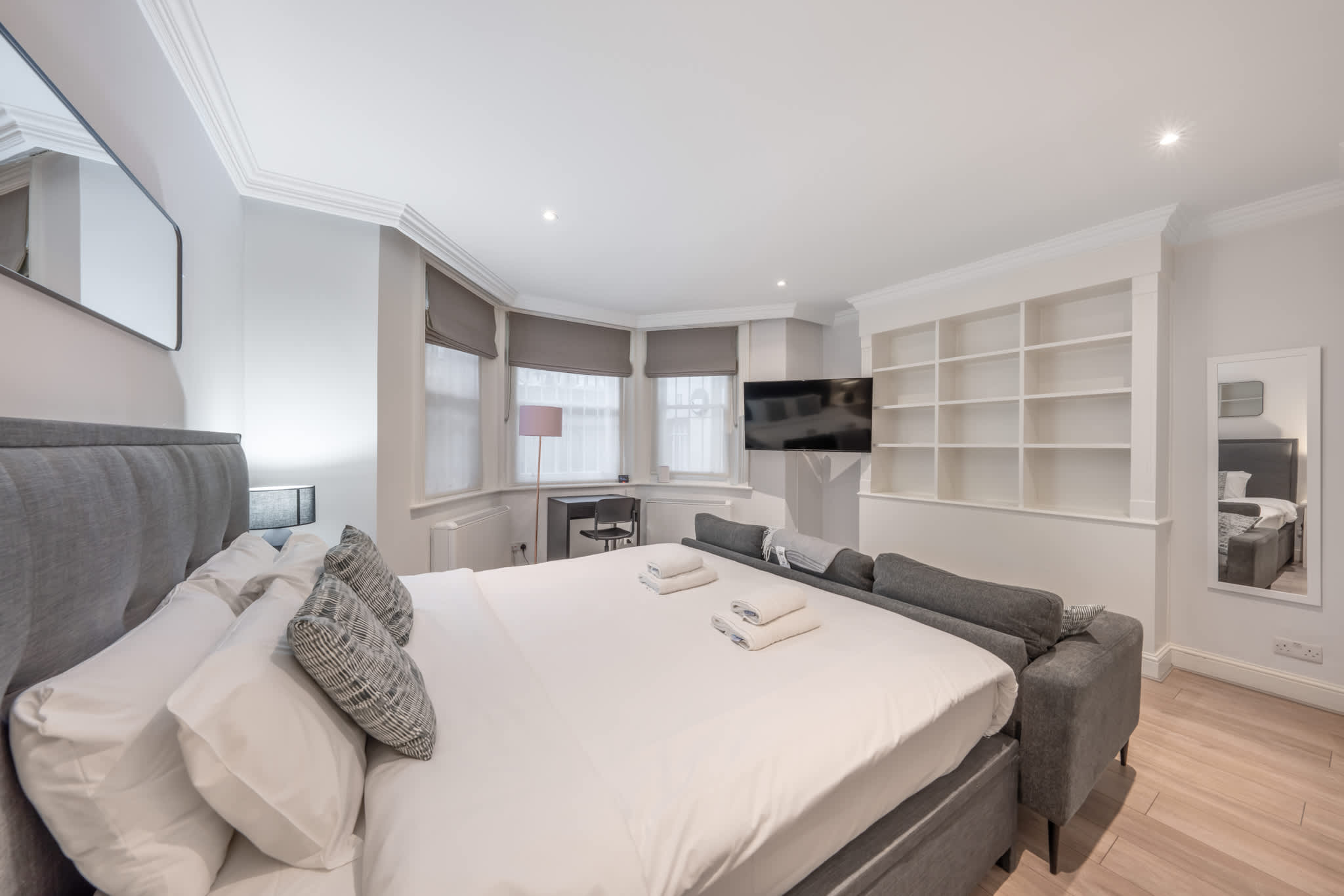 Comfort Studio by Harrods in Beaufort Gardens SW3 - Property image 6 - VivreStays