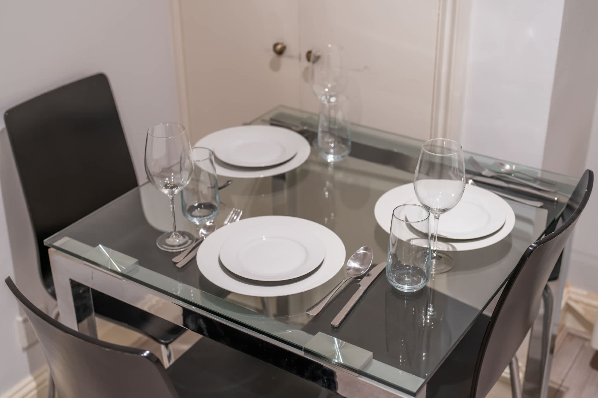 Comfort Studio by Harrods in Beaufort Gardens SW3 - Property image 16 - VivreStays