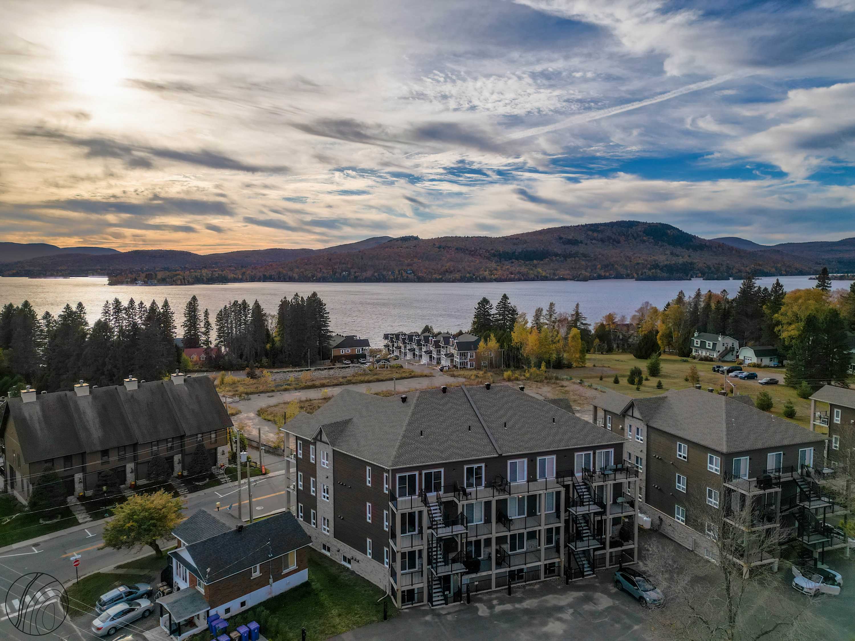 Condo le Yéti | vue sur le lac | St-Donat | chien accepté_image