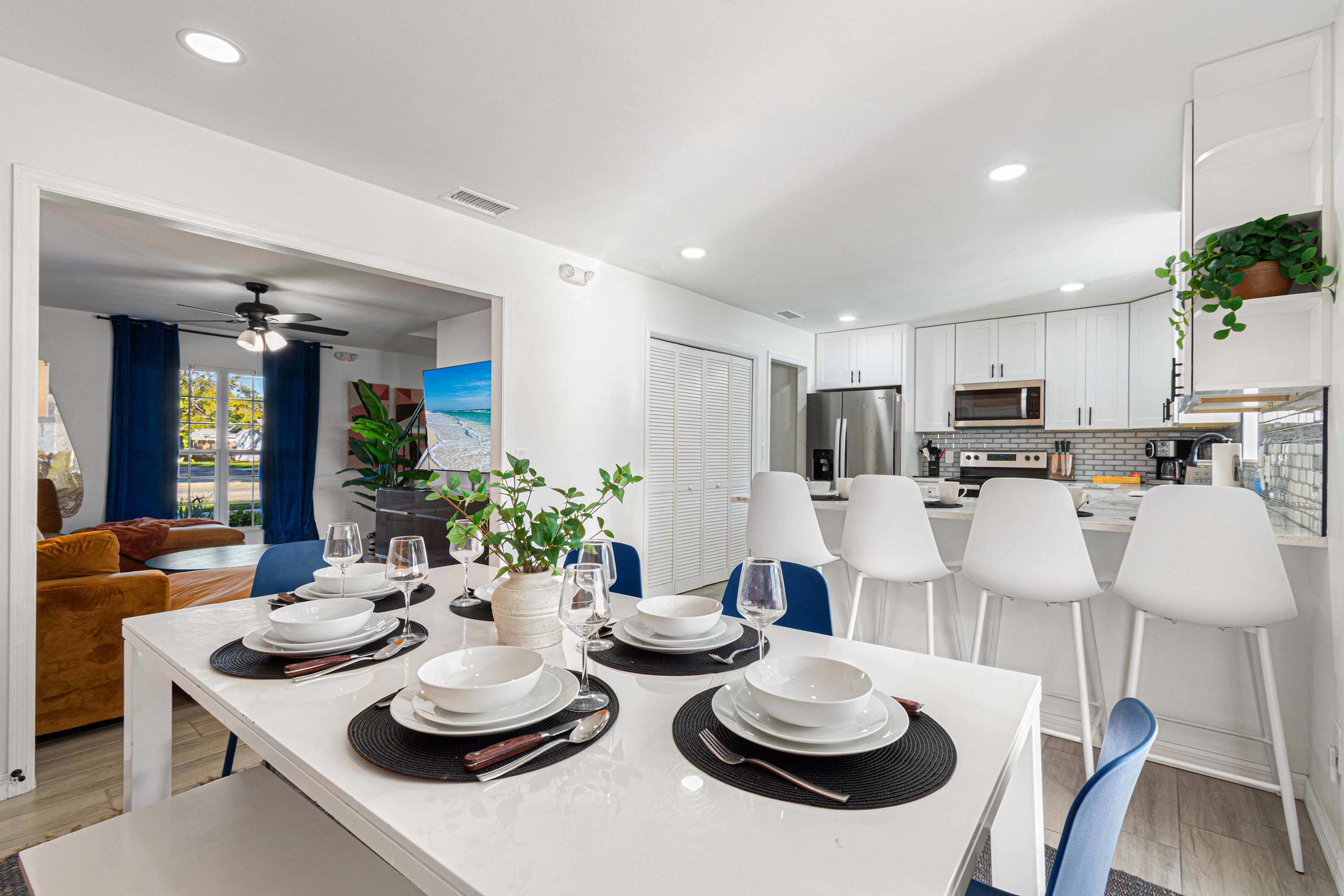 Tropical boho retreat w/private salt pool & games