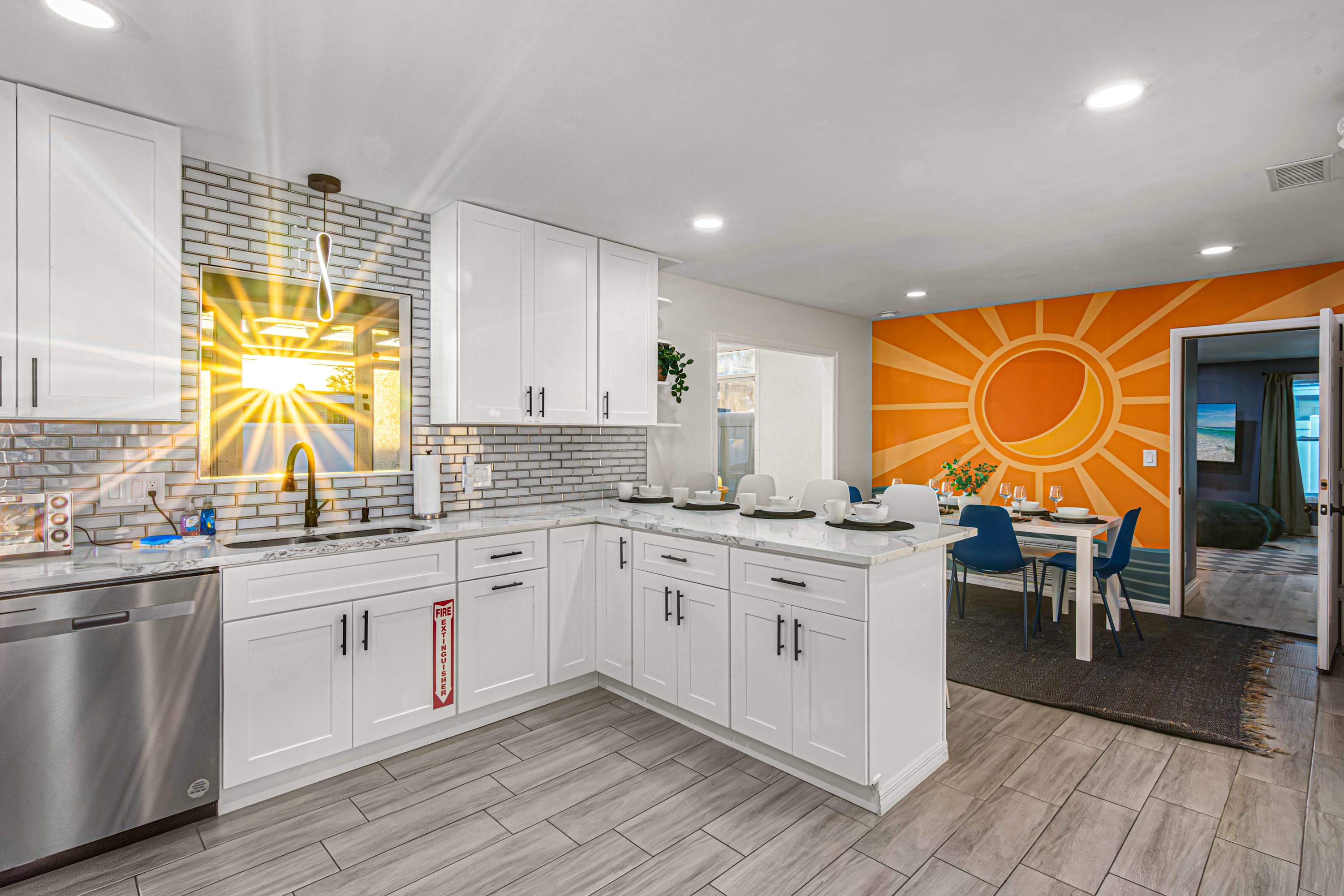 Tropical boho retreat w/private salt pool & games