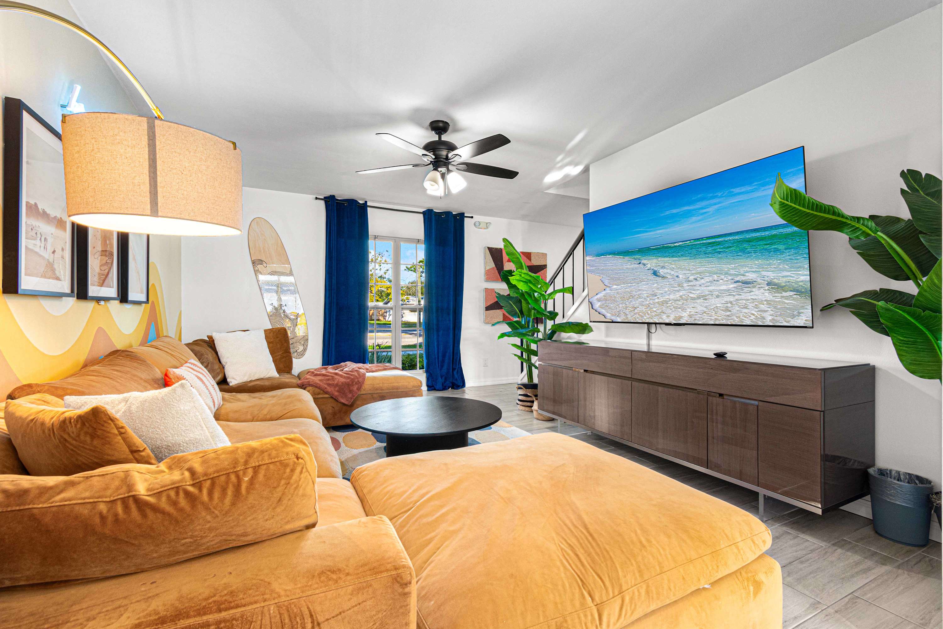 Downstairs TV And Lounge Area