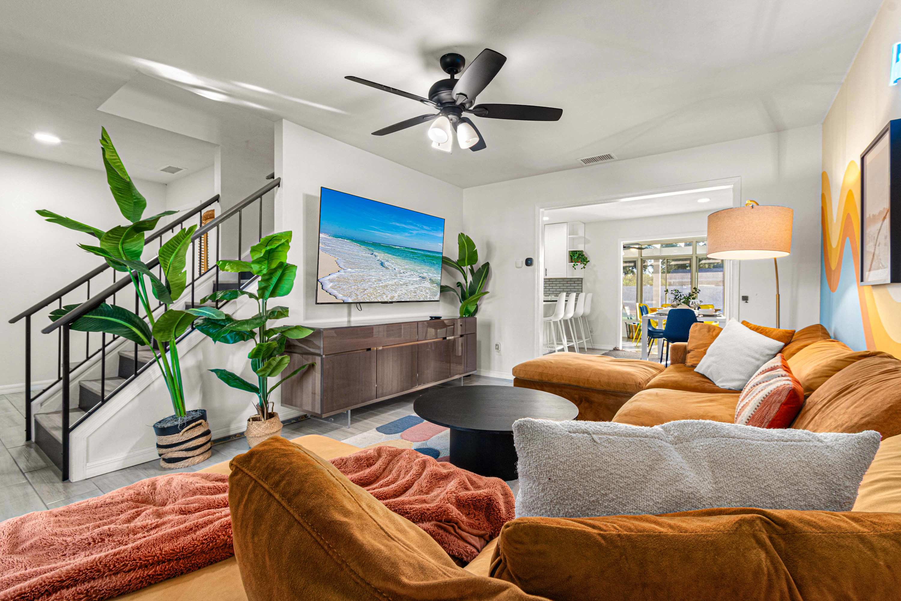 Tropical boho retreat w/private salt pool & games