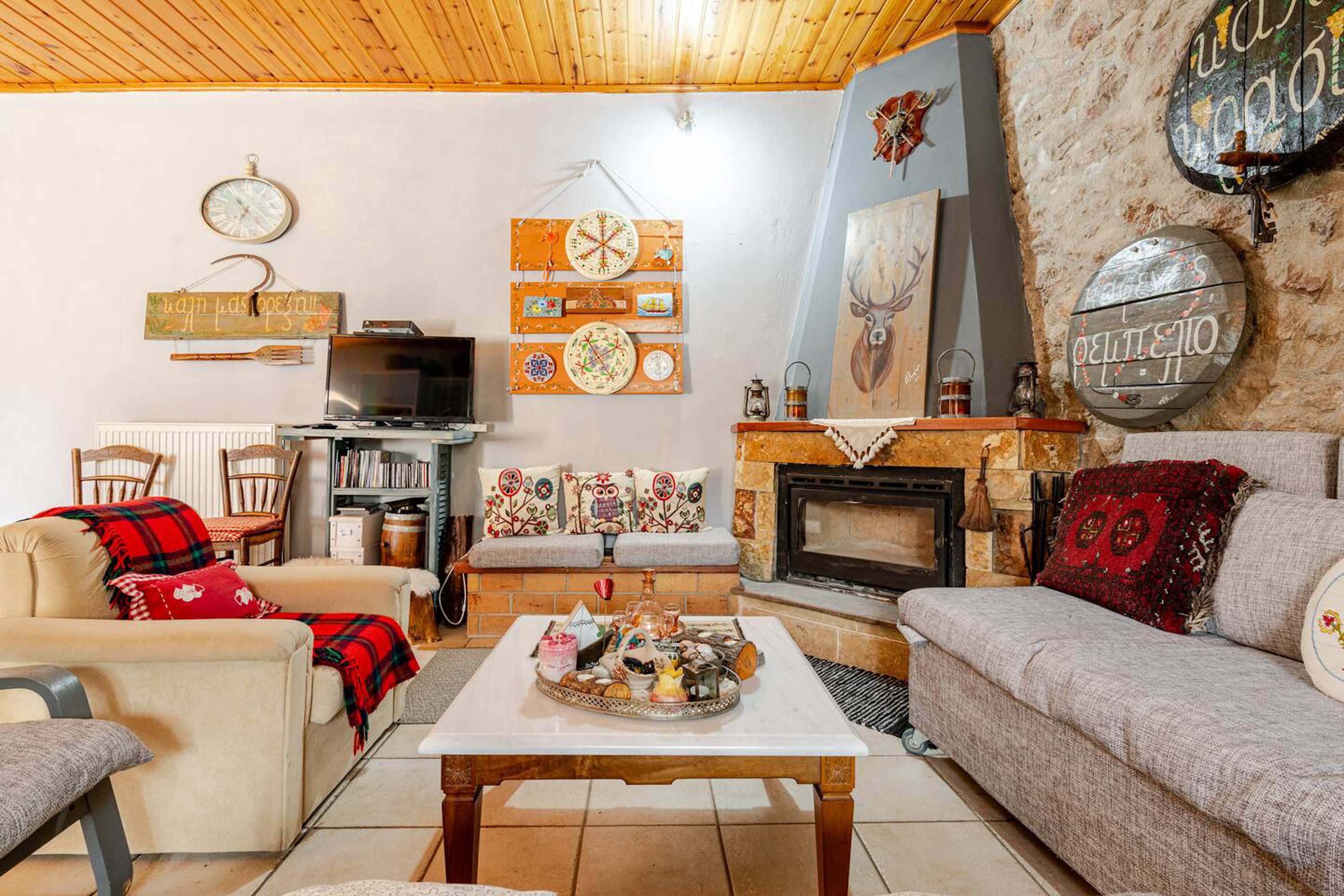 Kalavrita Winter Retreat - Homely Spacious Chalet — Ano Vlasia — vacation rental