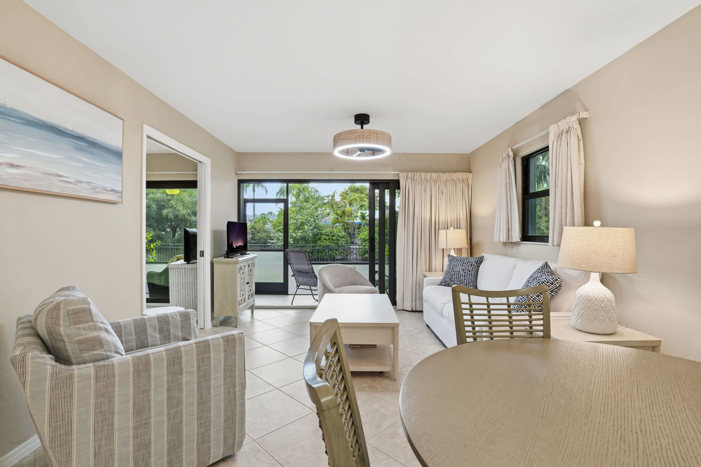 G 144 First Floor End Unit With Lake Views 11