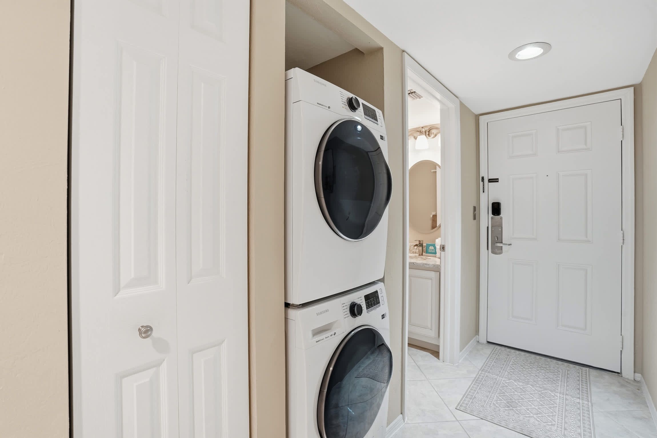 G 144 First Floor End Unit With Lake Views 21