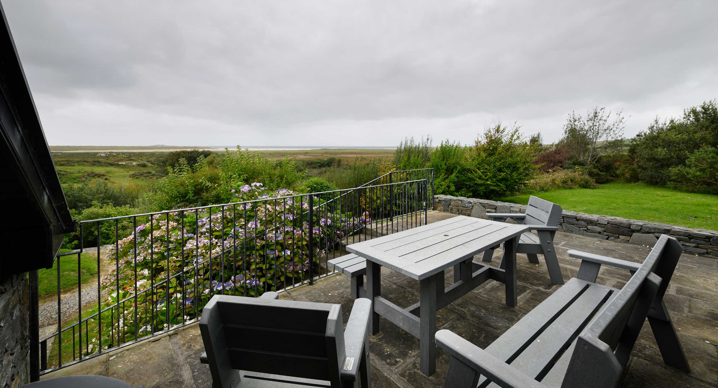 Outdoor dining area