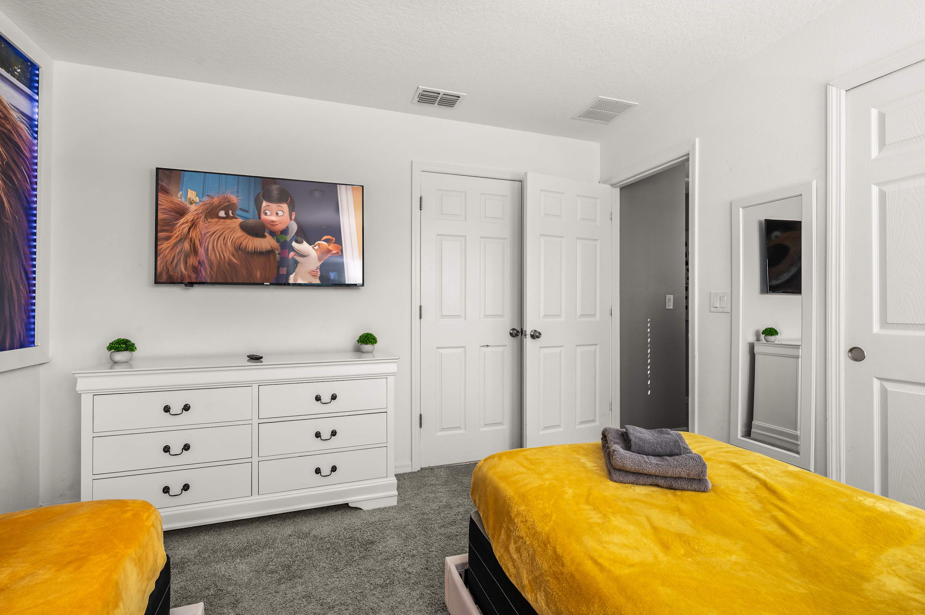 Luxury villa w/pool & hot tub near Disney