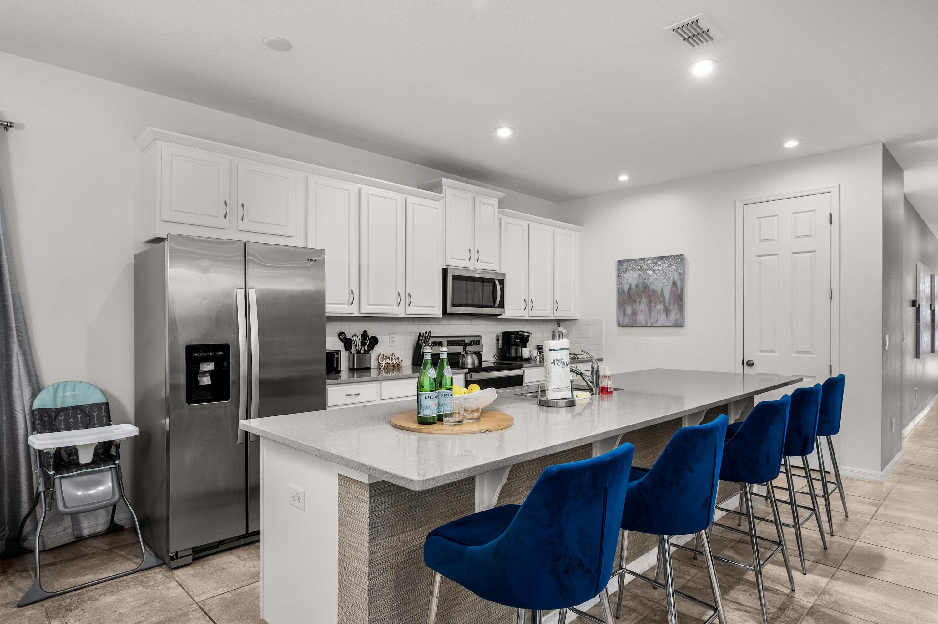 Luxury villa w/pool & hot tub near Disney