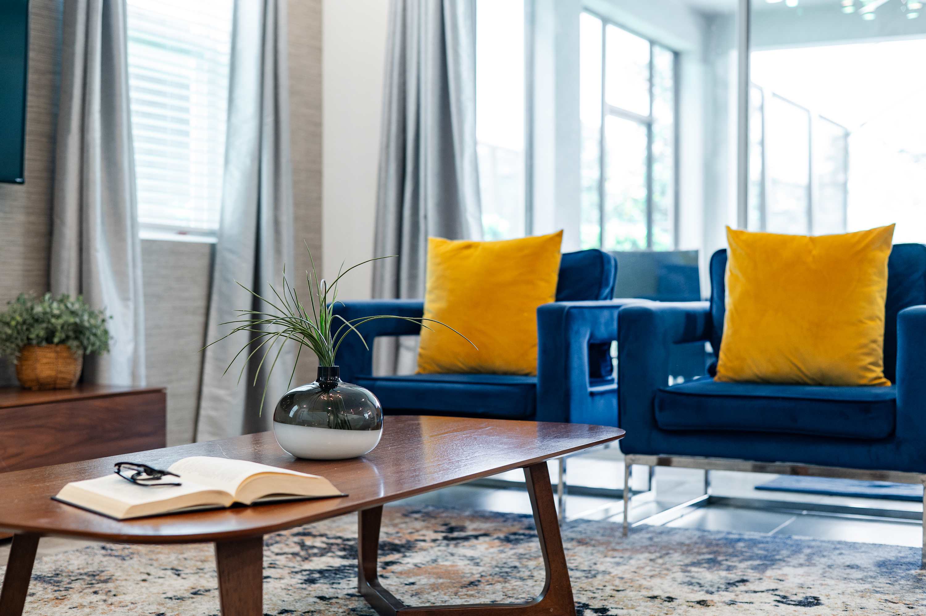 Luxury villa w/pool & hot tub near Disney