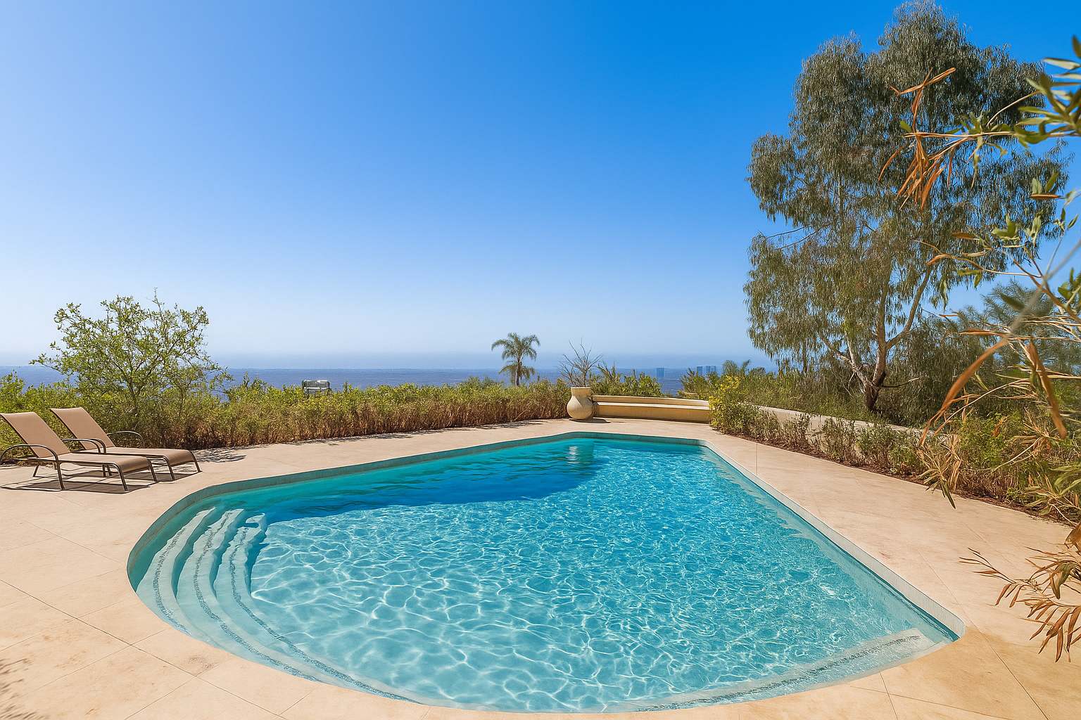 Allura Hollywood Hills LAs Most Incredible Views - Photo 5