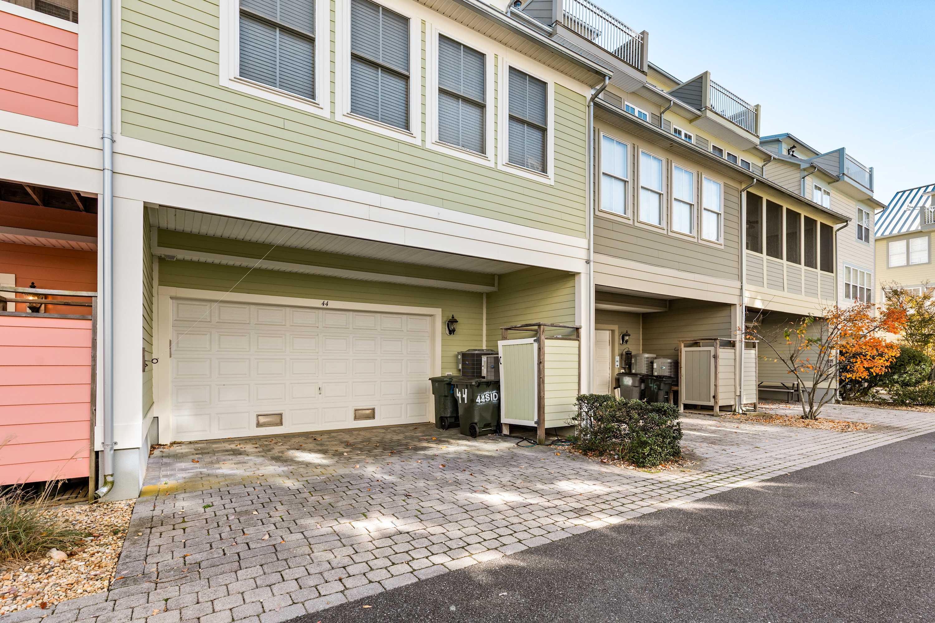 44 Sunset Island Dr