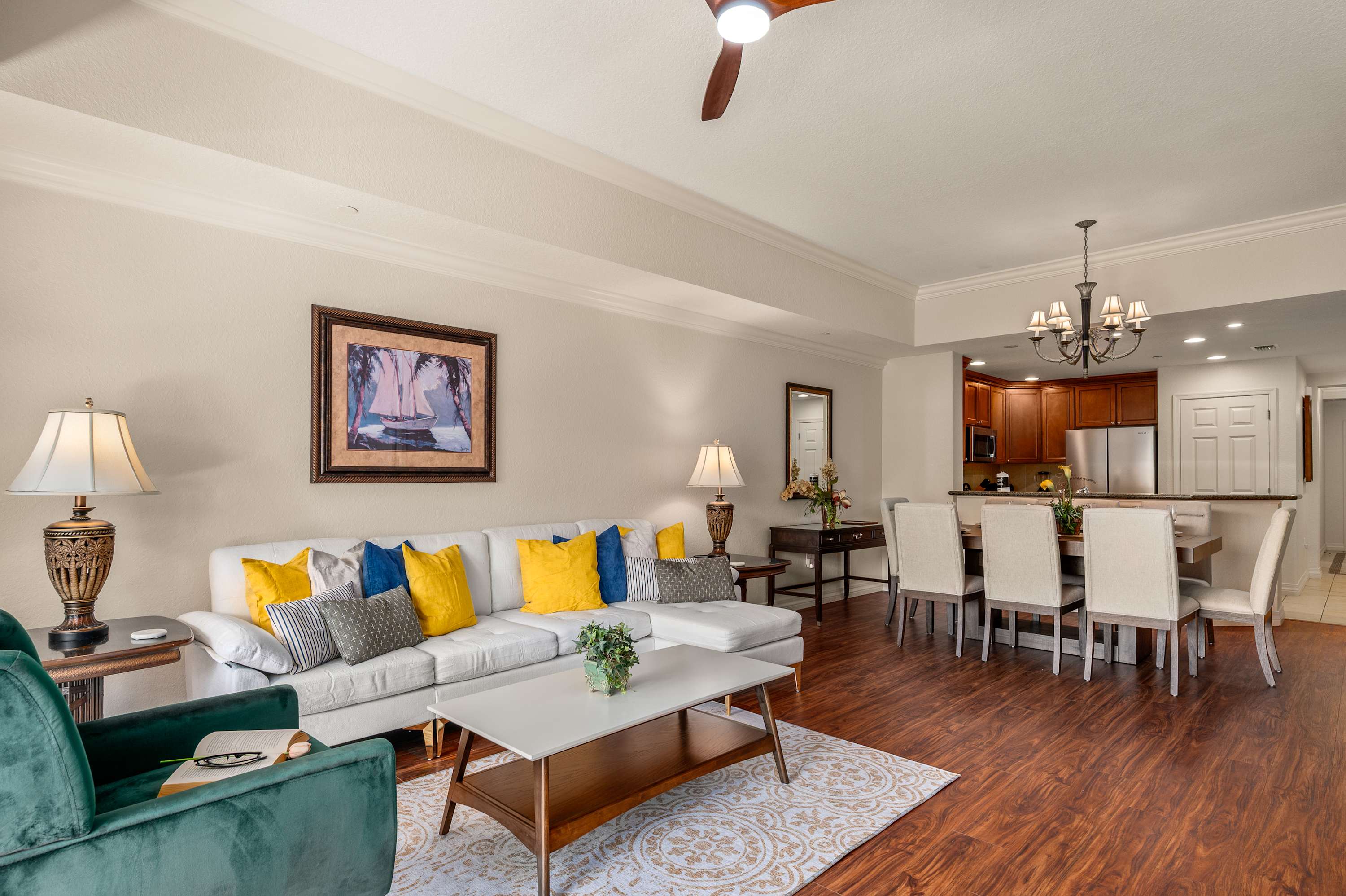 Reunion condo near Disney w/ pool & balcony