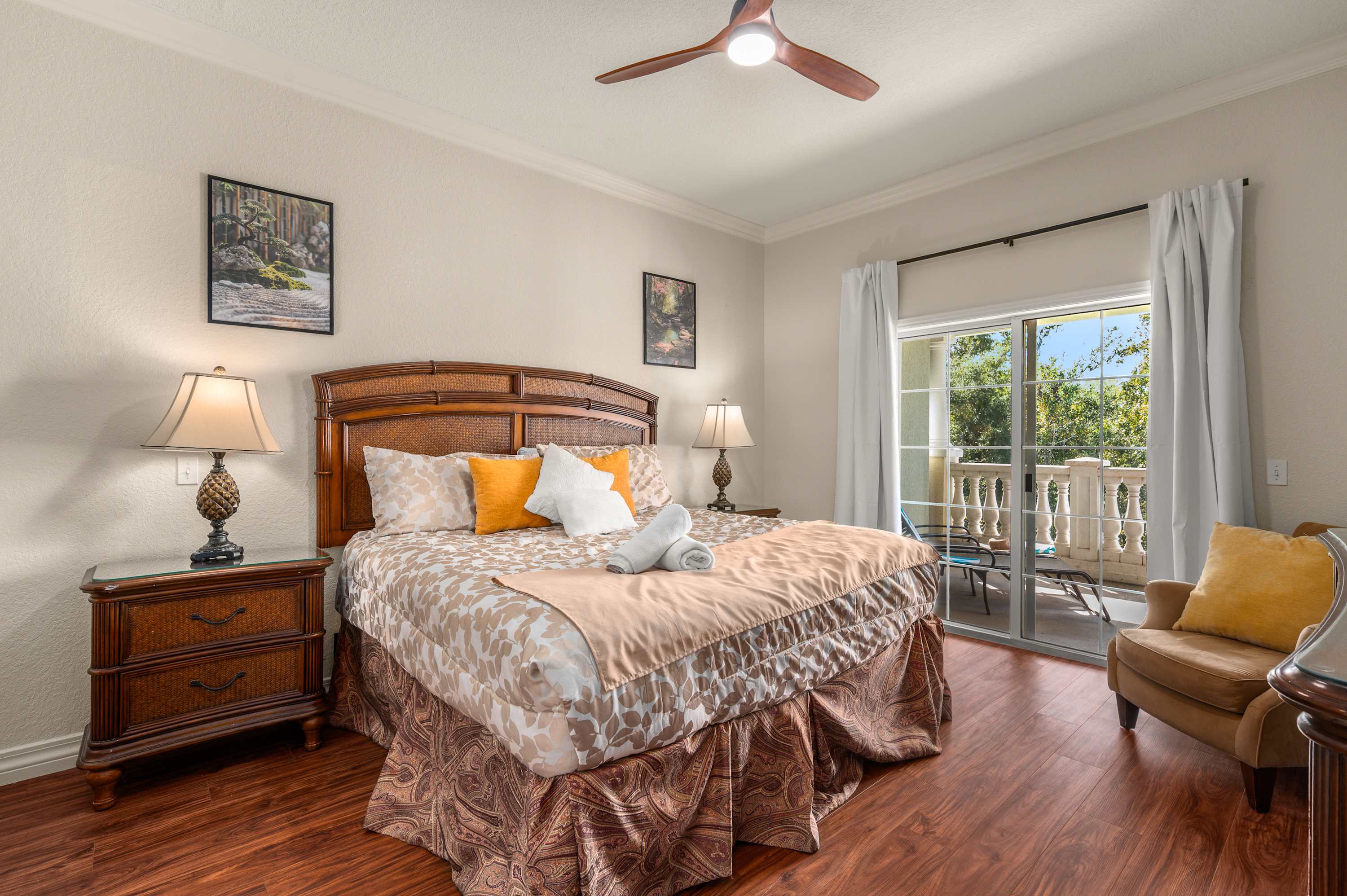 Reunion condo near Disney w/ pool & balcony