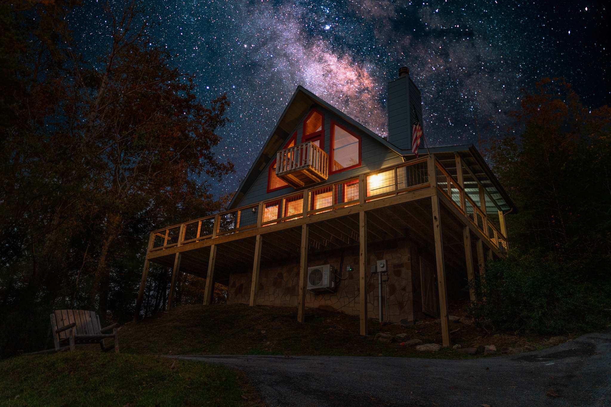 Secluded, Good View, Close to Town, HotTub, Rustic — Sevierville, TN — vacation rental