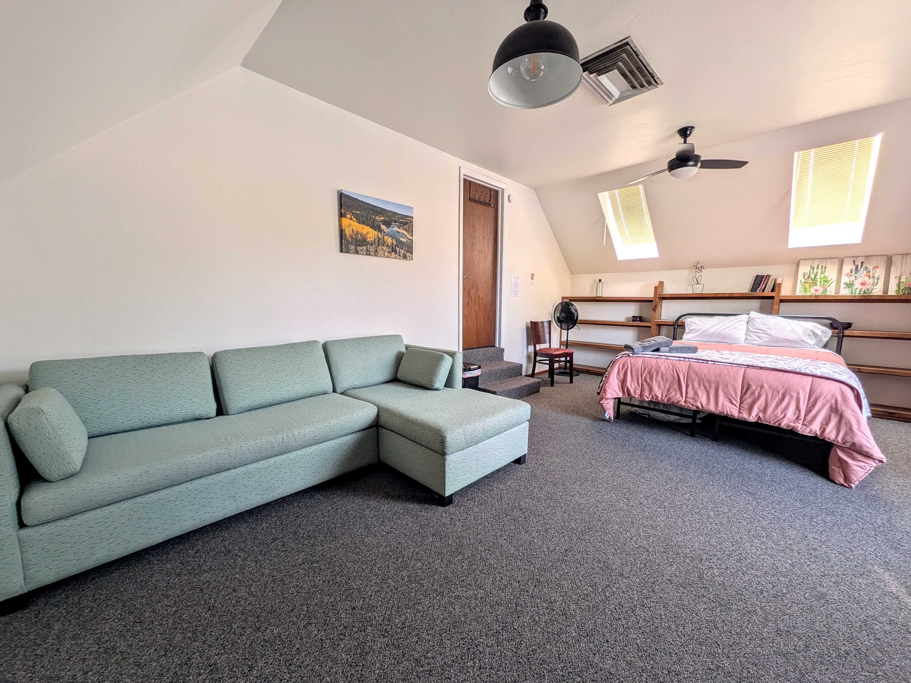Large Room - Great for Extended Stay & Pets