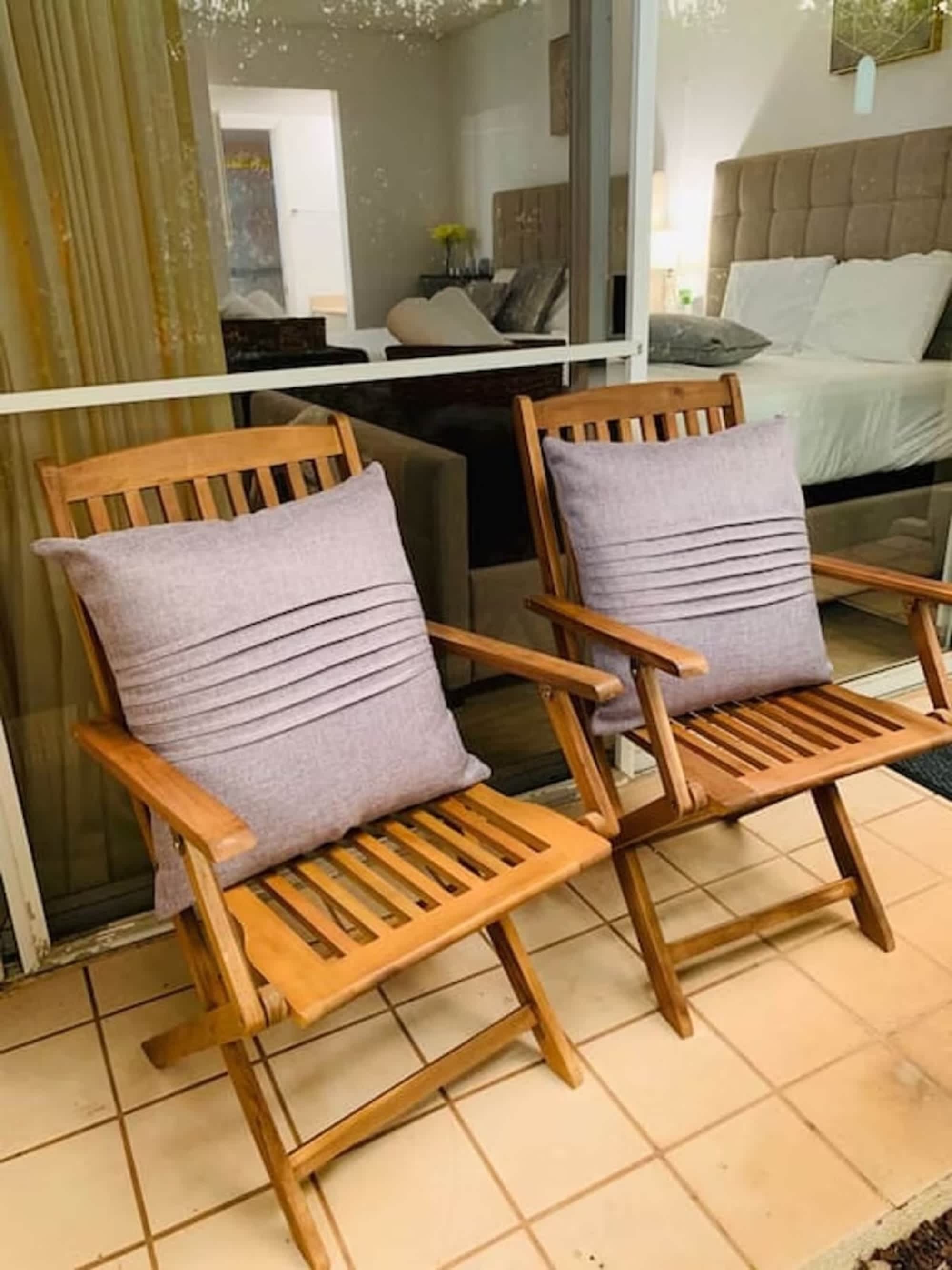 Steps to Beach! Chic 2BR at Maui Banyan Resort — photo 13
