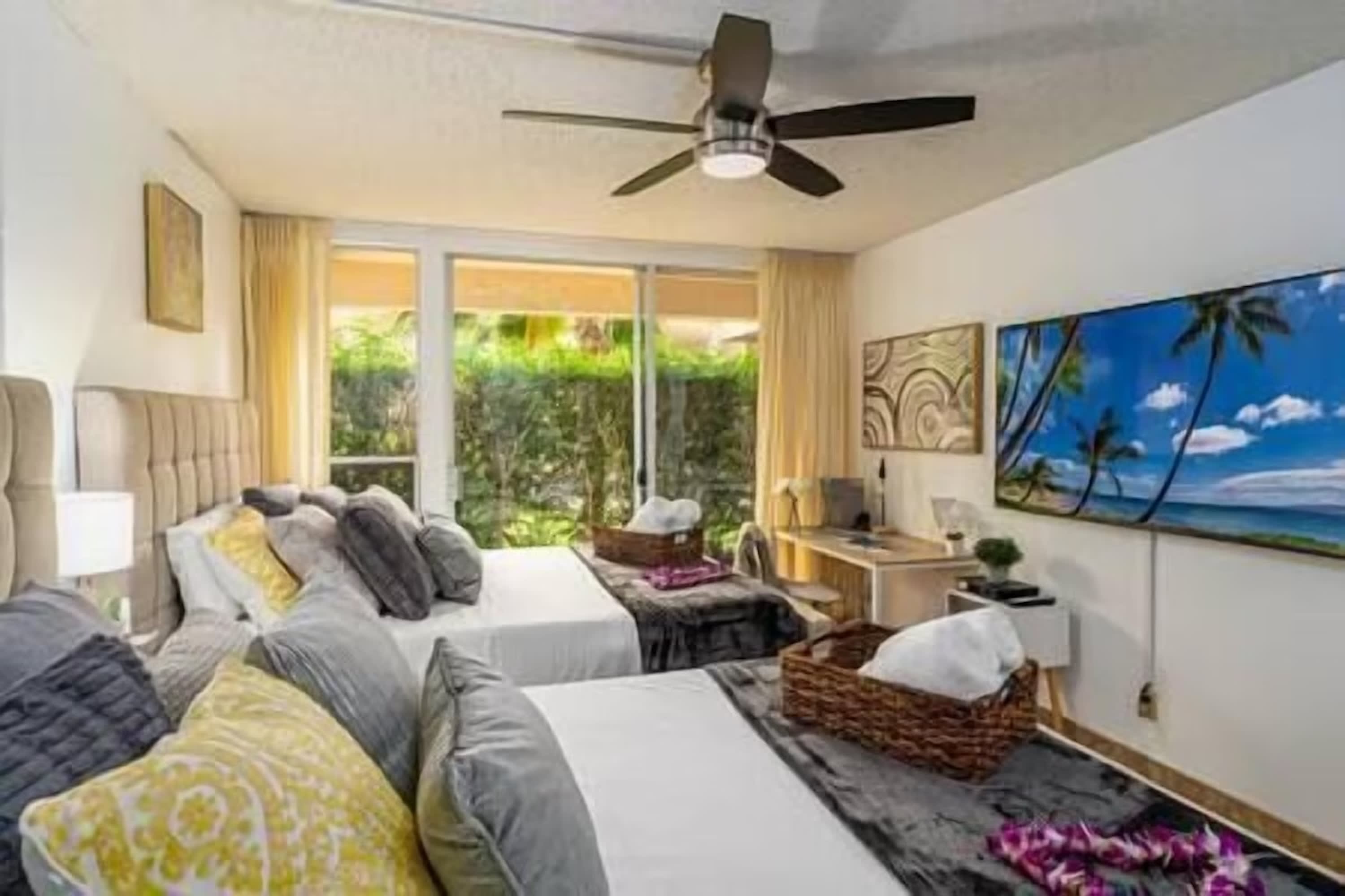 Steps to Beach! Chic 2BR at Maui Banyan Resort — photo 34