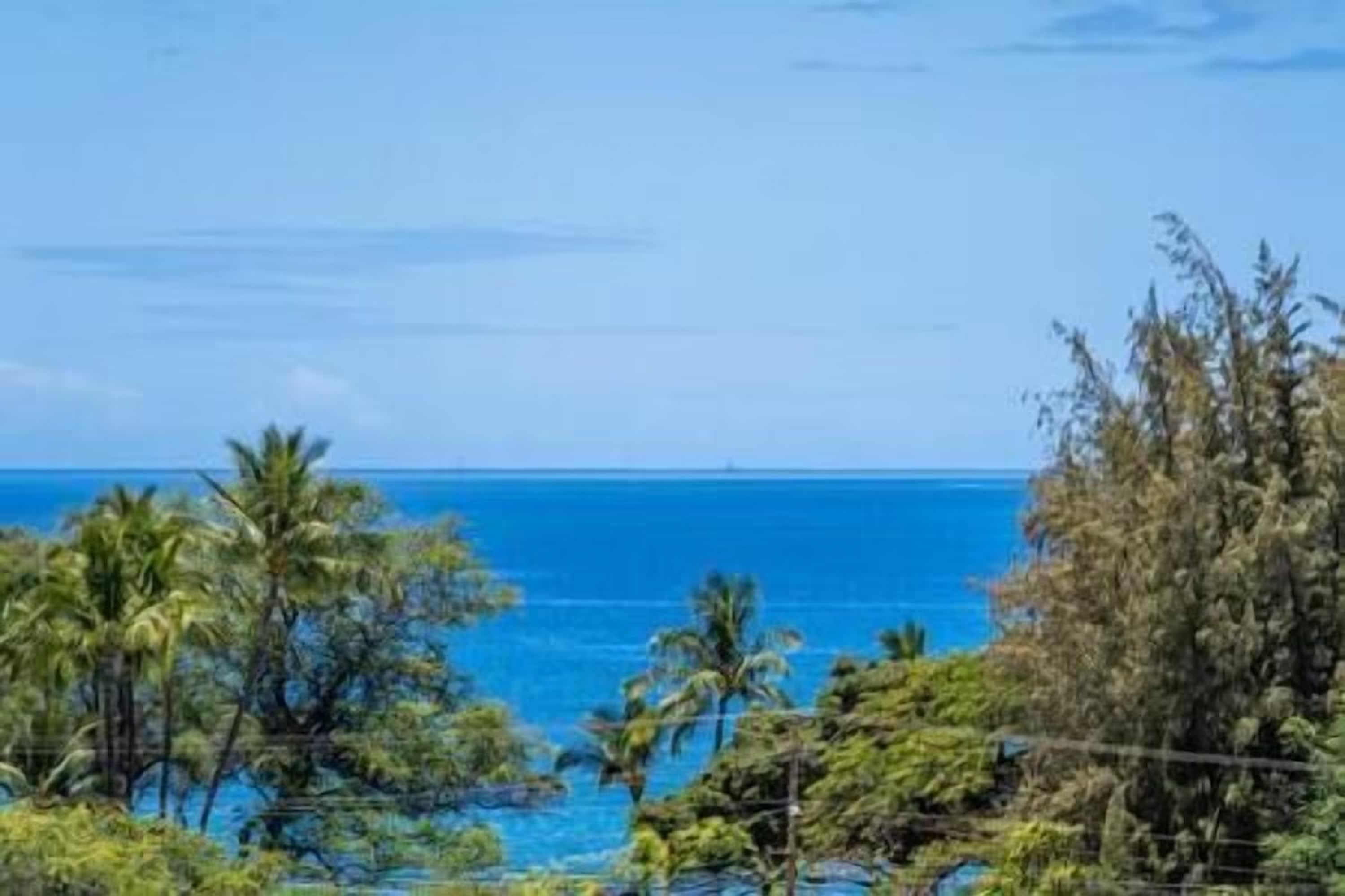 Oceanfront, Resort-Style Condos w/ Pool & Private Lanai — photo 30