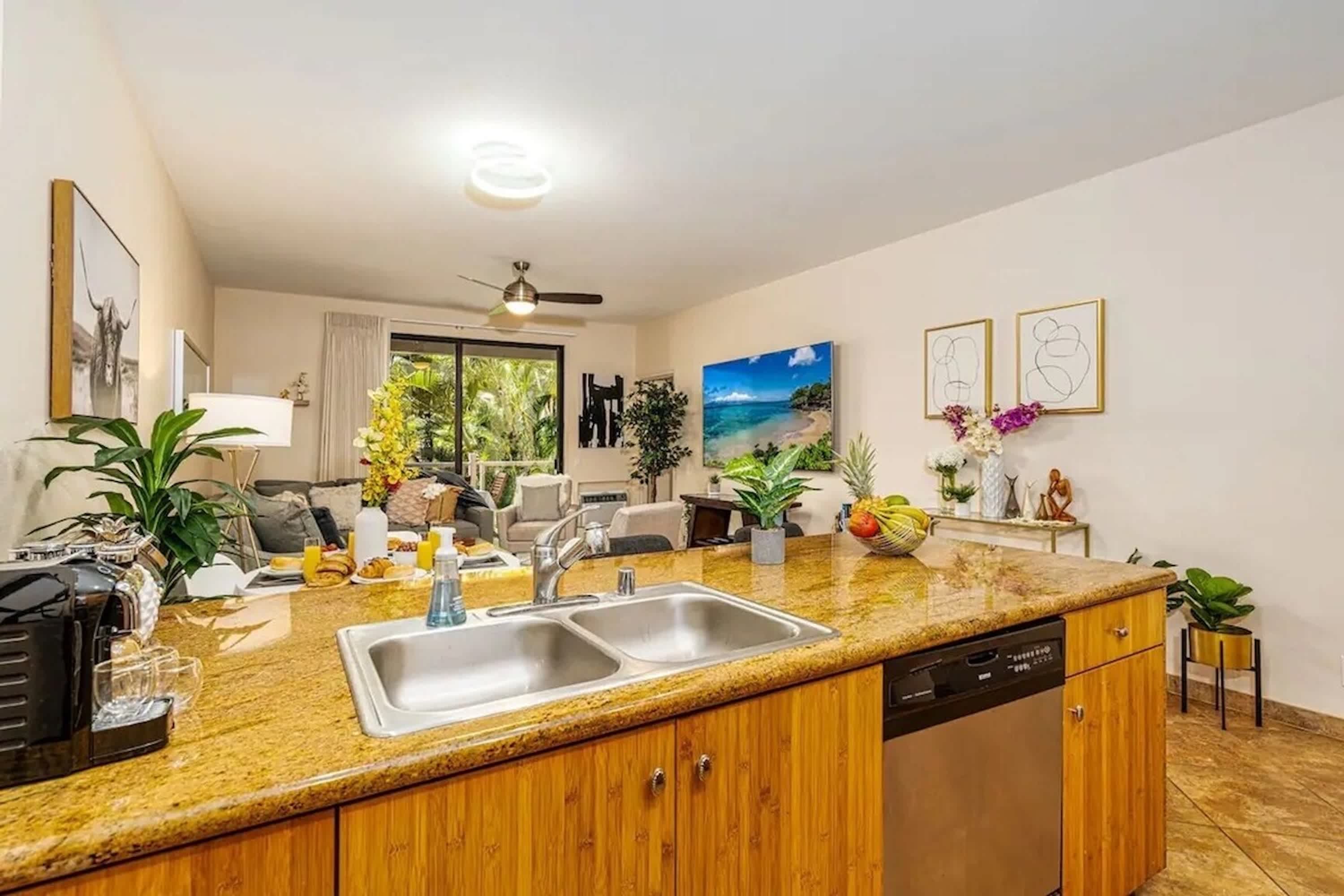 Spacious Ground Floor Maui Retreat, Grand Champion — photo 43