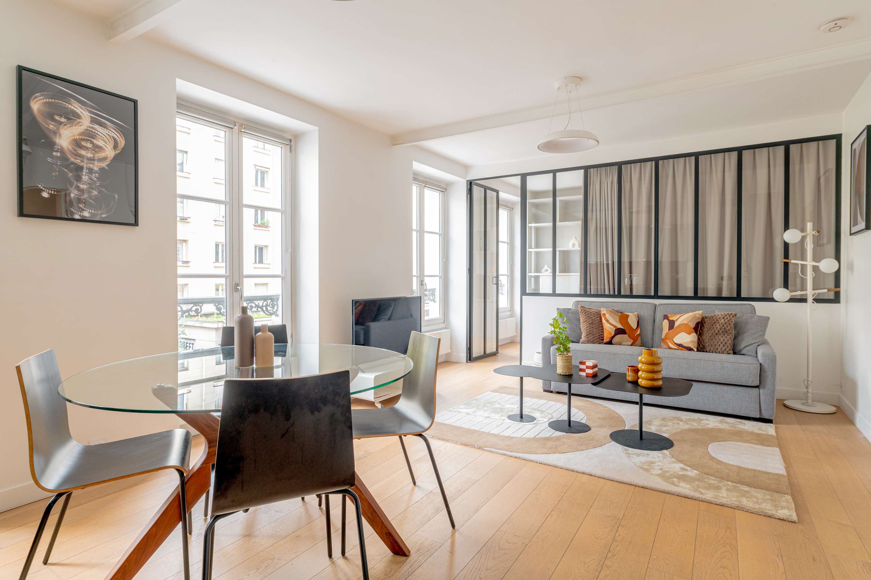 Beautiful Home Steps from Bon Marché