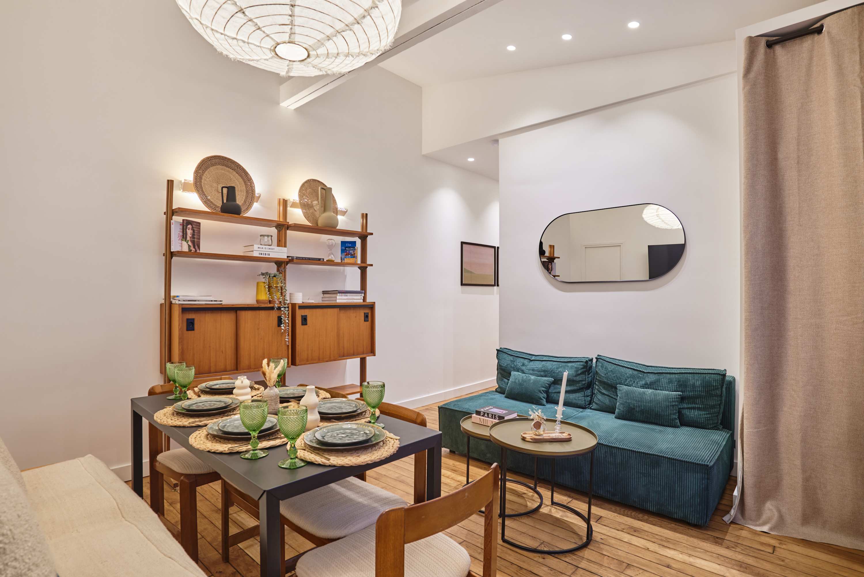 Charming & Modern apartment center of Paris — Paris, Île-de-France — vacation rental