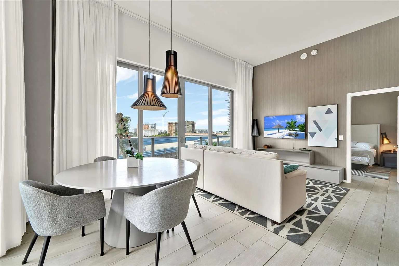 Amazing 2BR Apt w/ Resort-Style Amenities