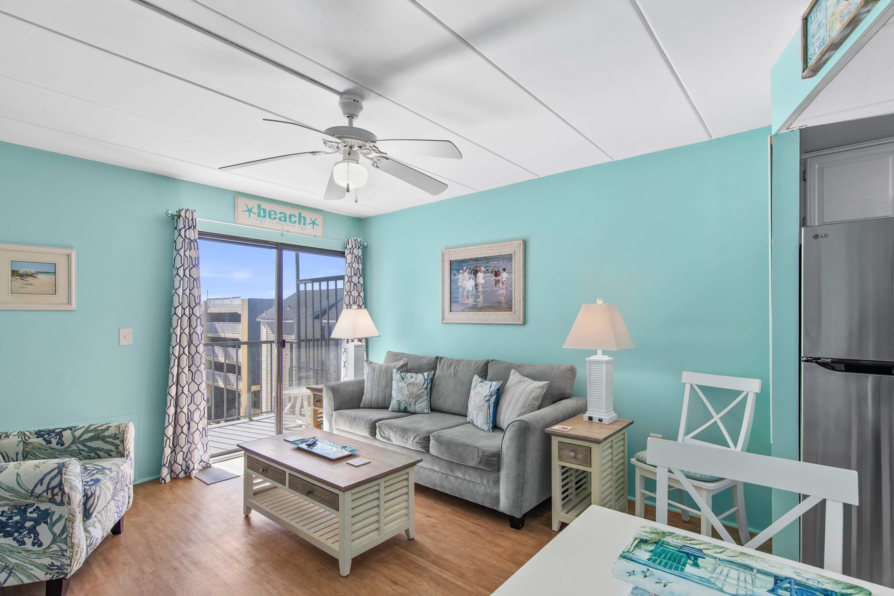 Decatur House 402, Beautiful Boardwalk Gem
