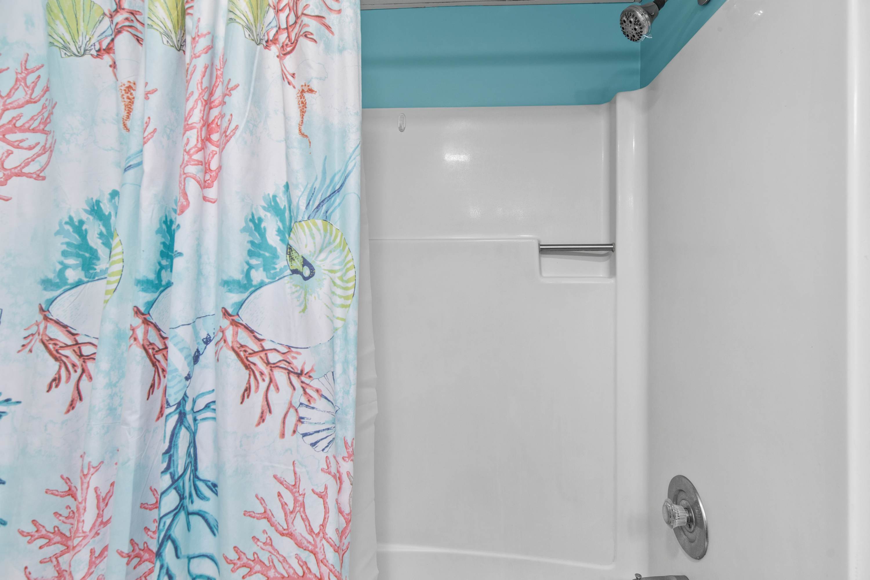 Decatur House 402, Beautiful Boardwalk Gem