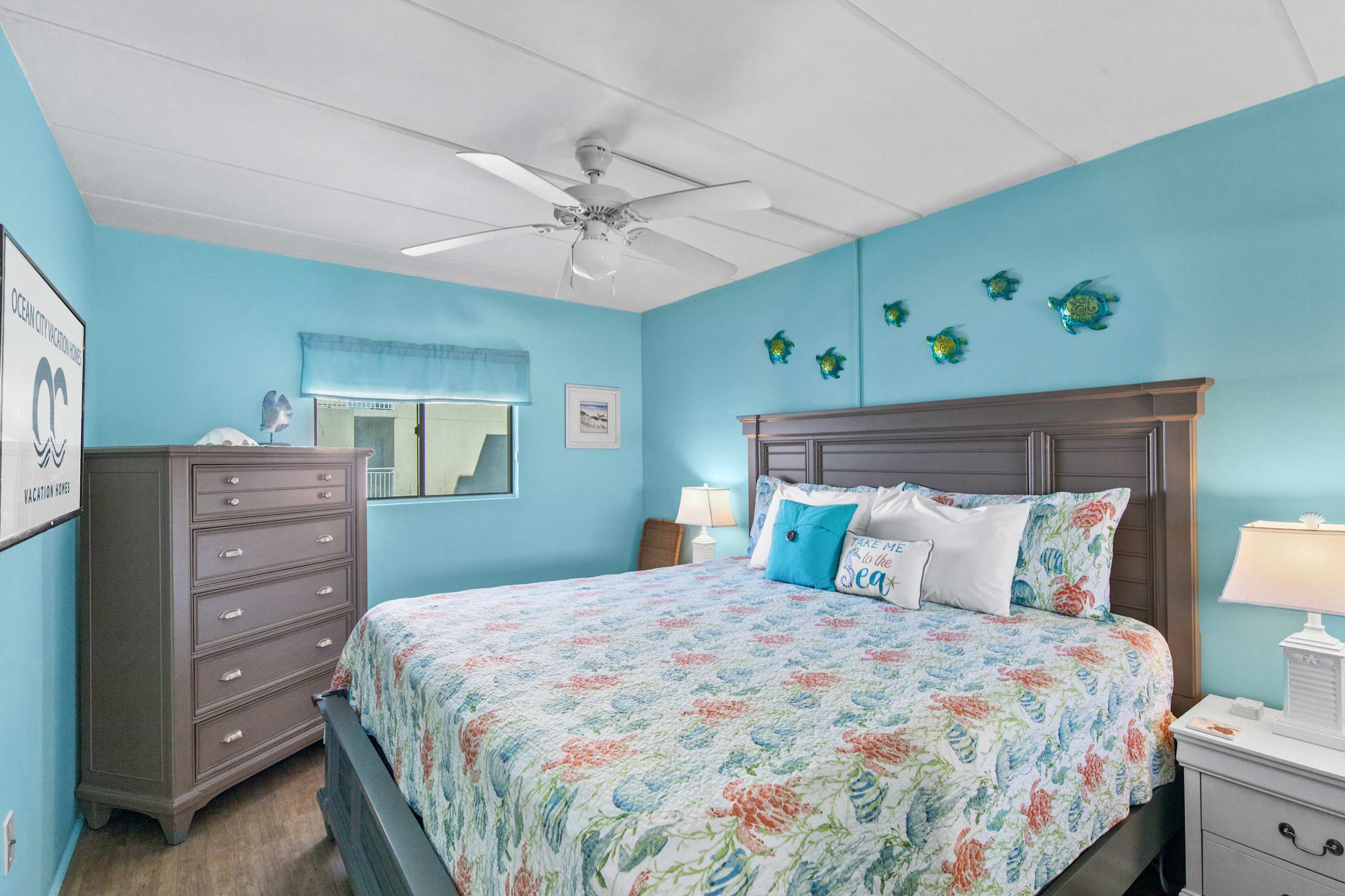 Decatur House 402, Beautiful Boardwalk Gem