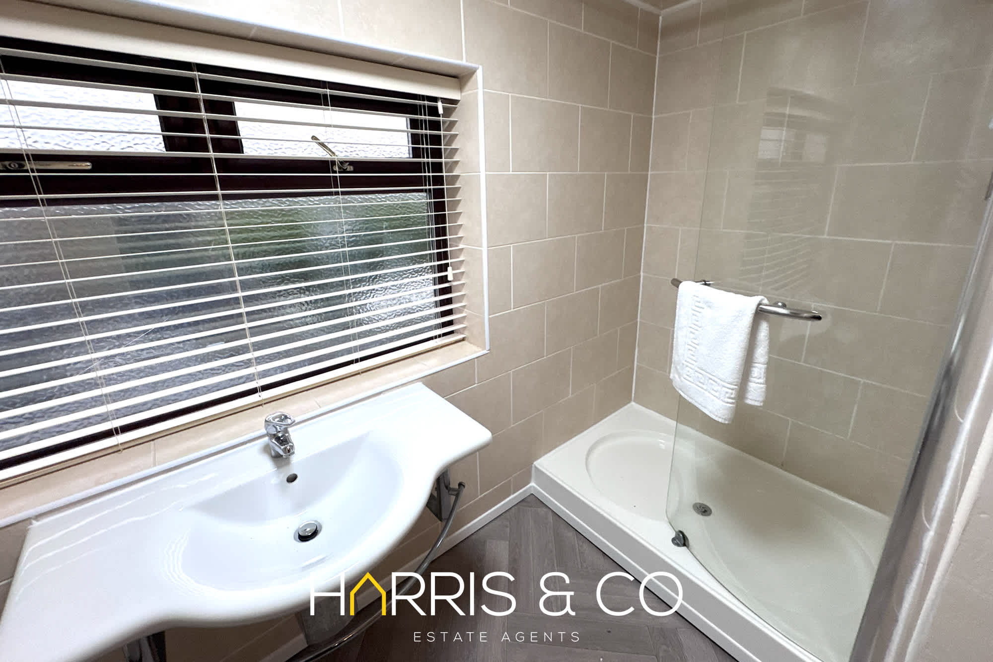 Sandringham & Spa Villa in Sandringham Avenue 56 FY5 4LX - Property image 13 - VivreStays