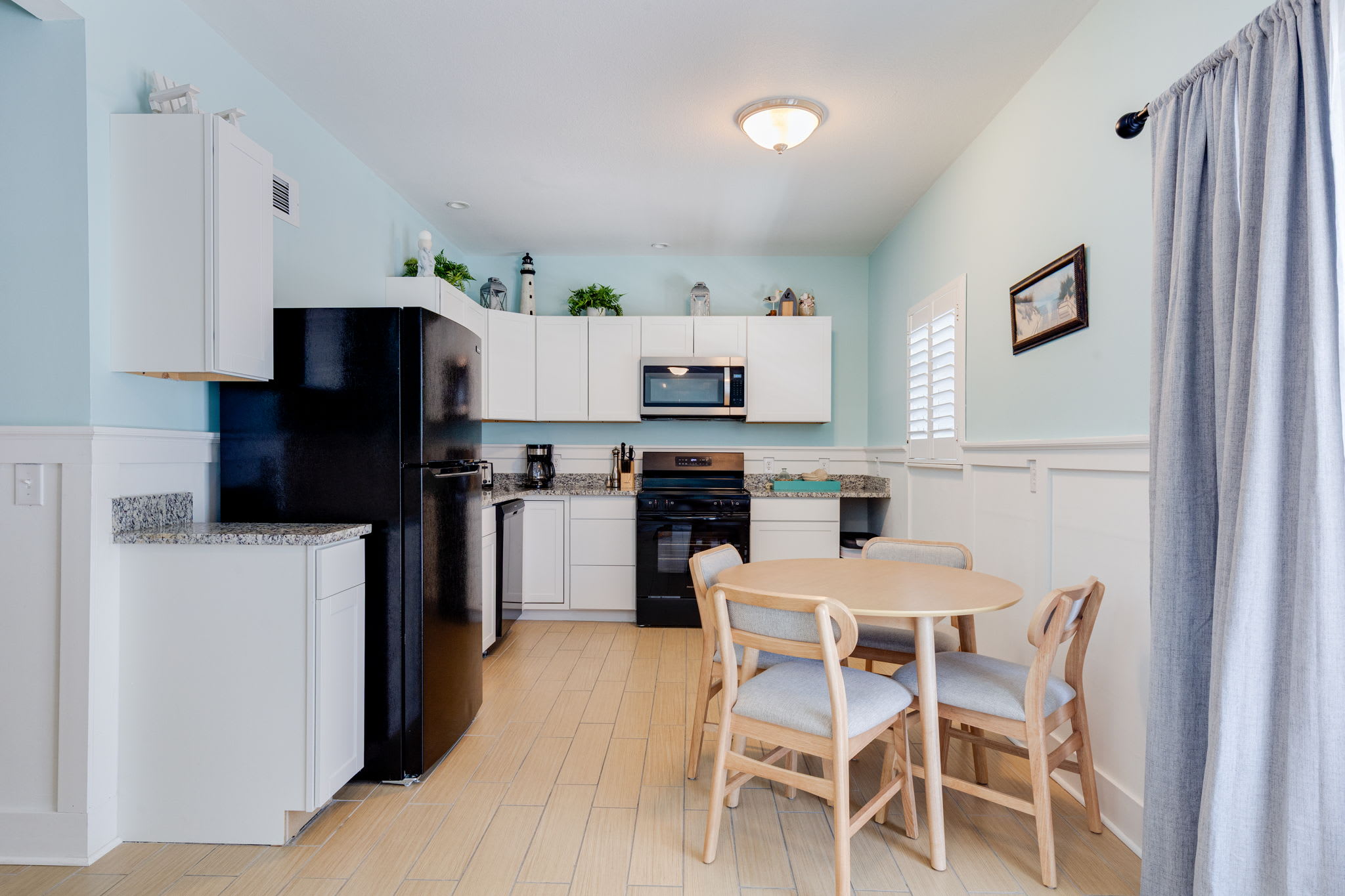 Gorgeous Apartment on Mango St. Steps to Beach — Fort Myers Beach, FL — vacation rental