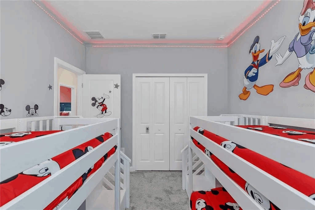 9 MI to Disney w Pool + Arcade + FREE Waterpark