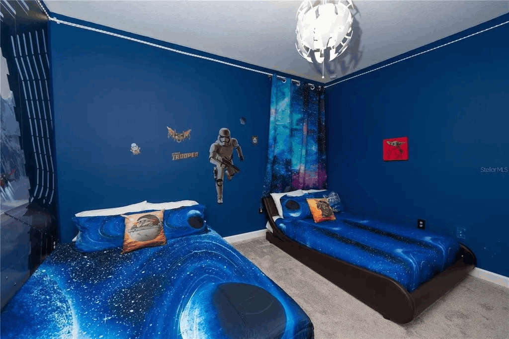 9 MI to Disney w Pool + Arcade + FREE Waterpark